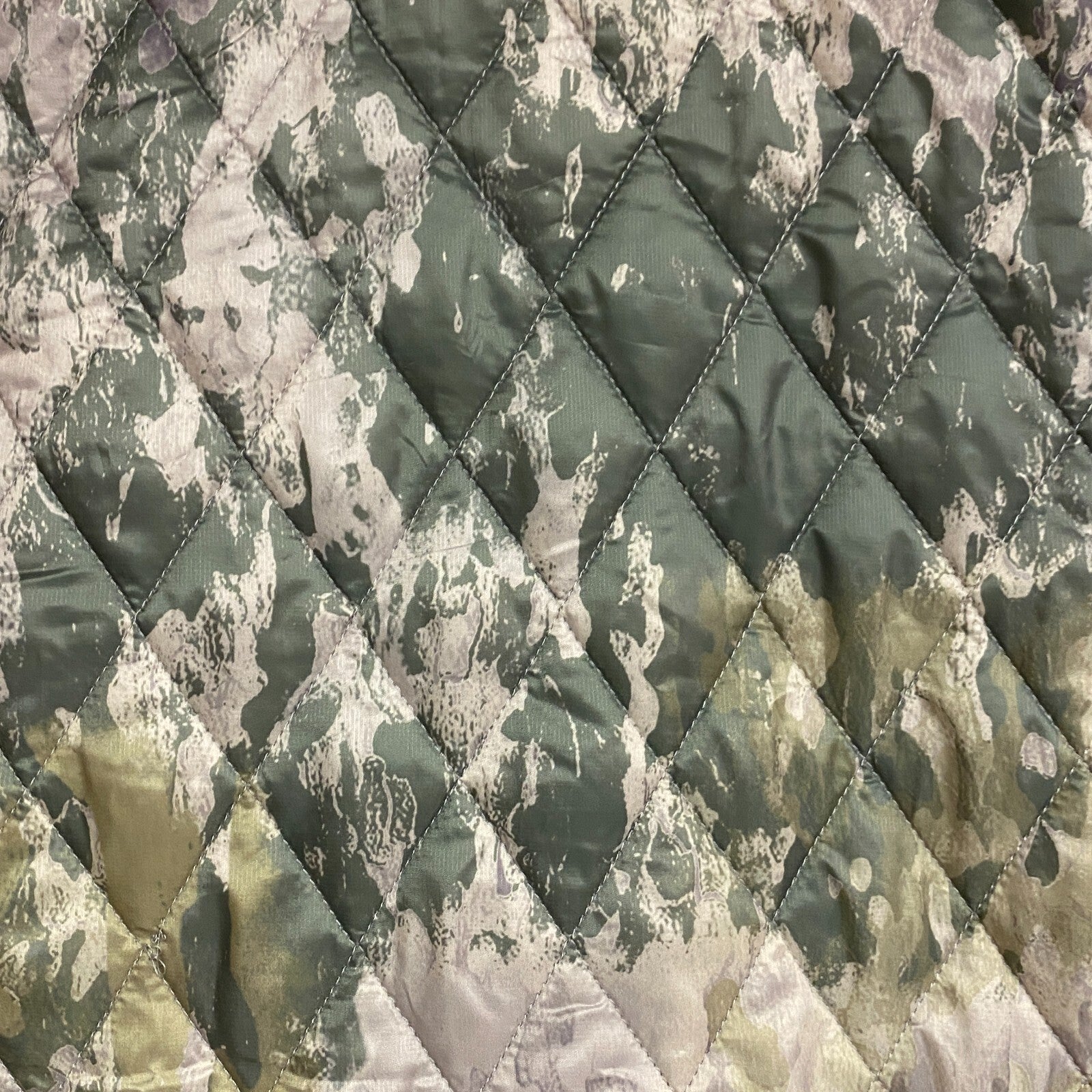 Alpine Design Mens Insulated Vest Print Sycamore Tree Moss ADM22493P BRAND NEW