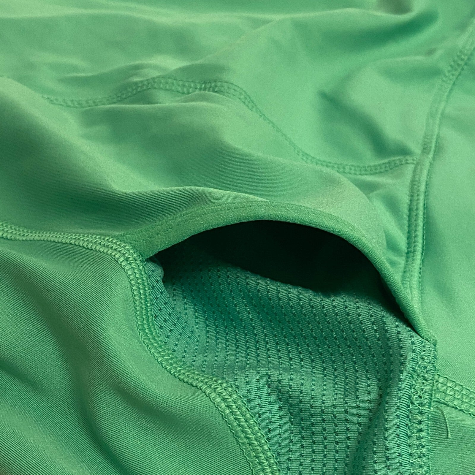 DSG Womens Run Capri Tight Slime Green Solid Stylish Comfortable DAW21209Z