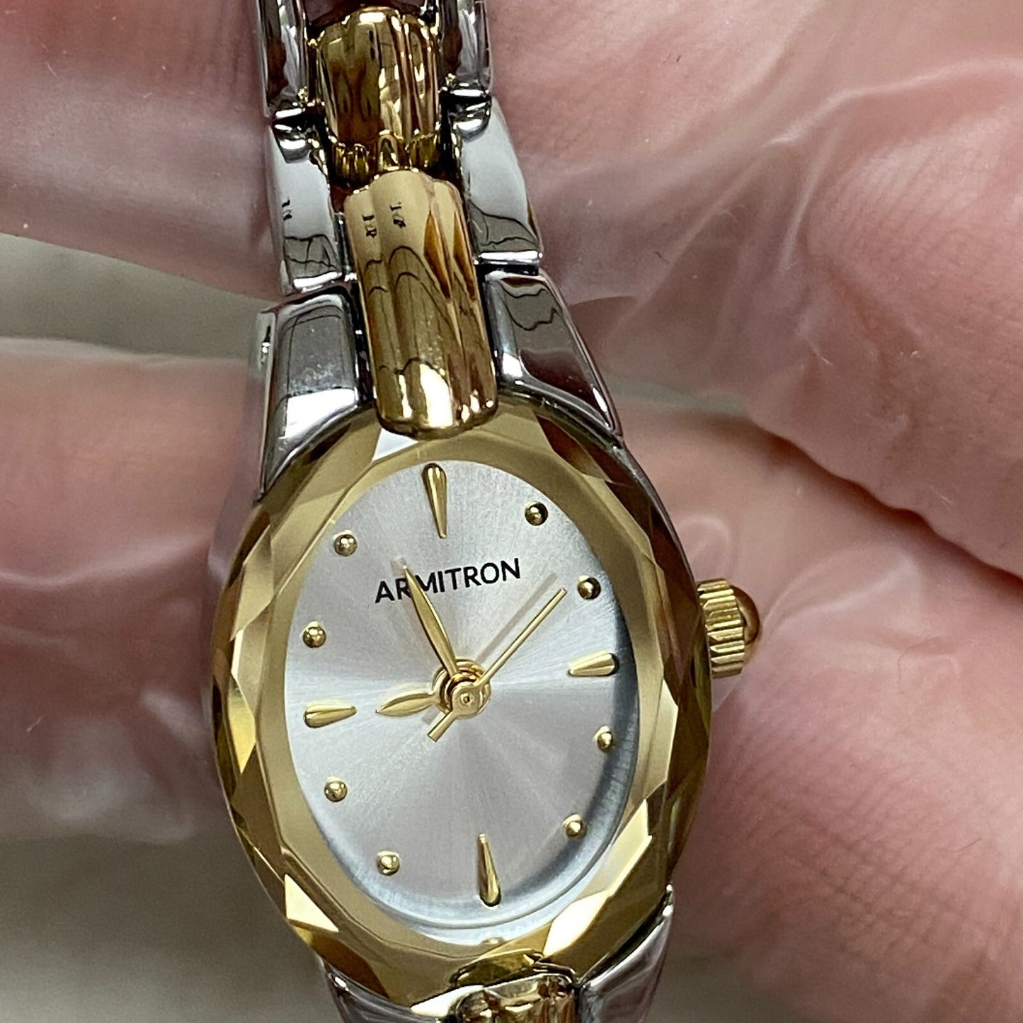 armitron womens watch 1Jewel Runs New Battery Swiss parts #75/3313ttg