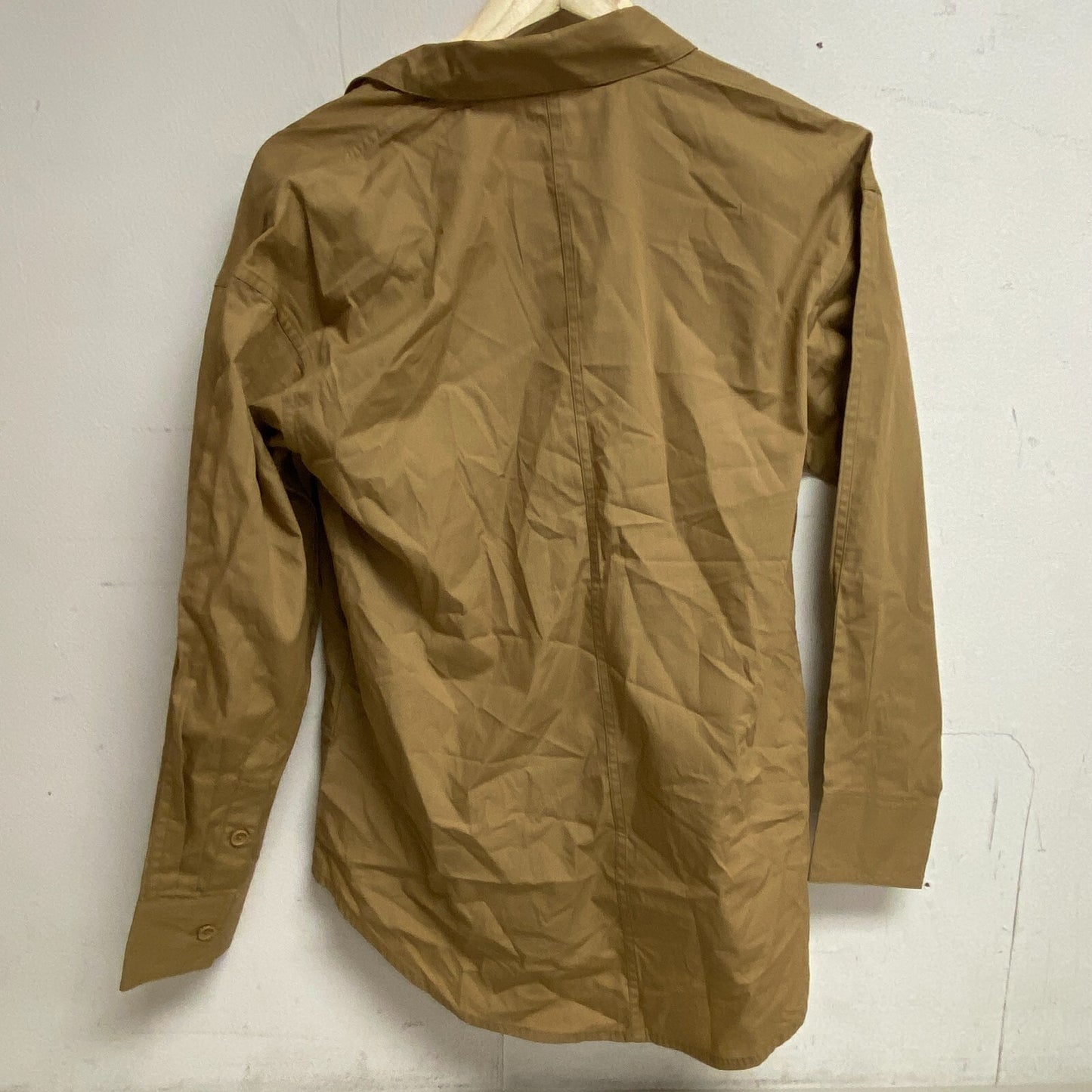 DSG TWITCH +ALLISON Women's Boyfriend Woven Button Down Sahara Sand BOSSW22104