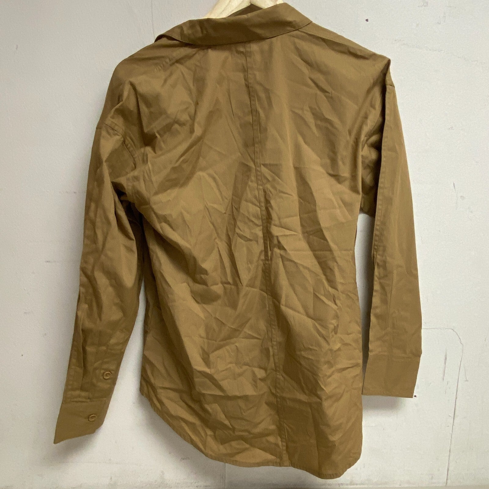 DSG TWITCH +ALLISON Women's Boyfriend Woven Button Down Sahara Sand BOSSW22104