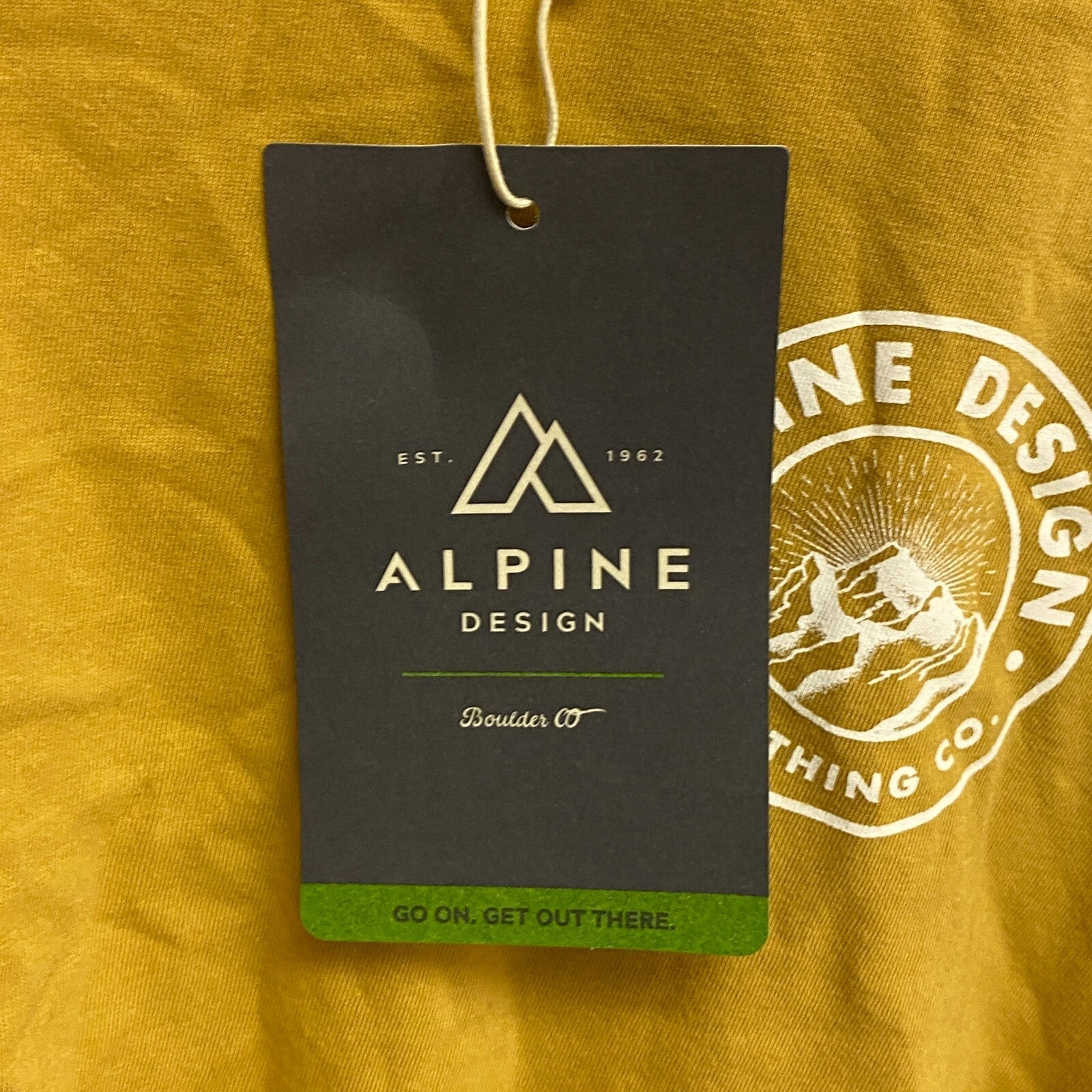 Alpine Design Men's AD M Long Sleeve Graphic Print Tee AD Logo/Gold ADM23200 New