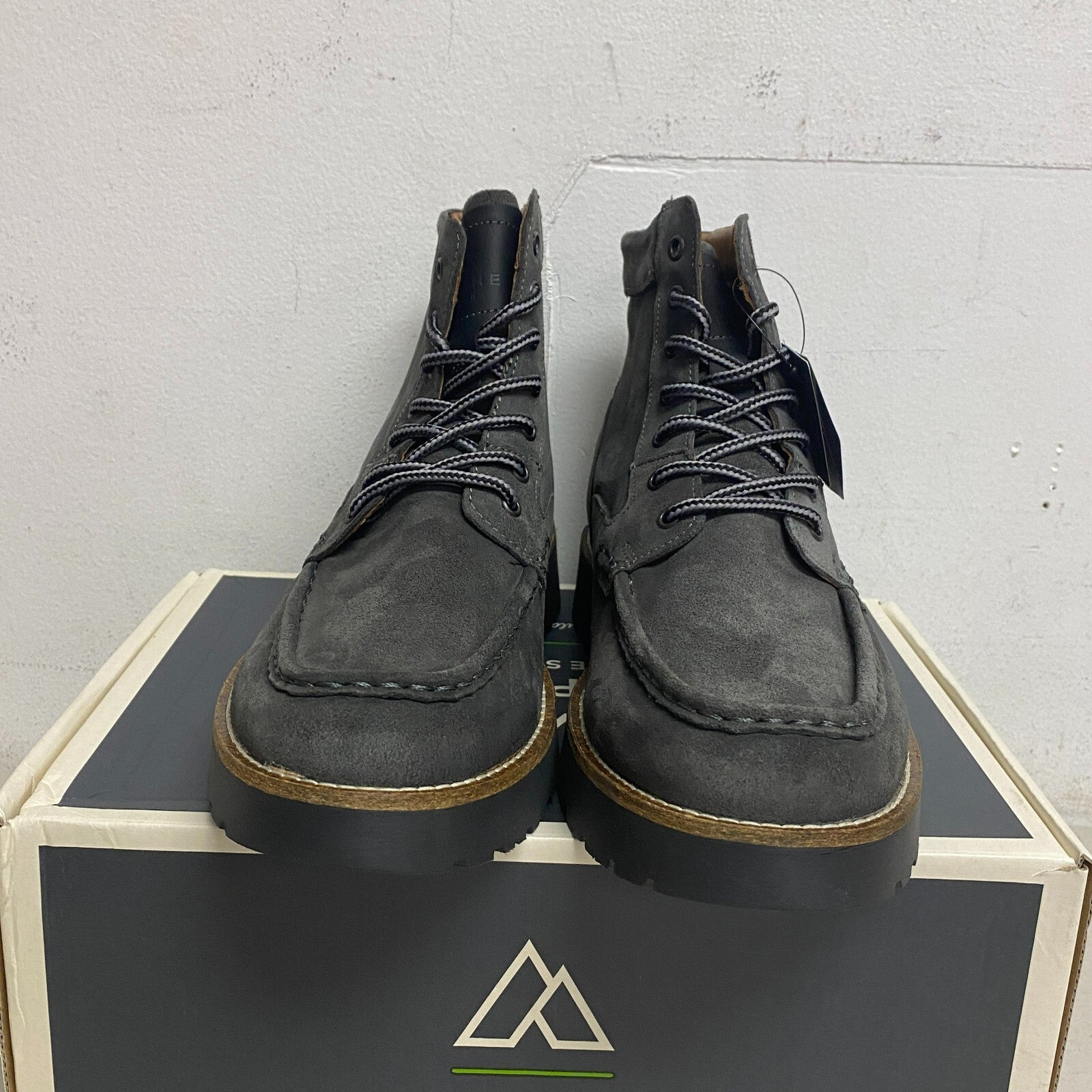 Alpine Mens Bryson Lace Up Moc Toe Style Gray Suede Leather Upper AD23MC002-GRY