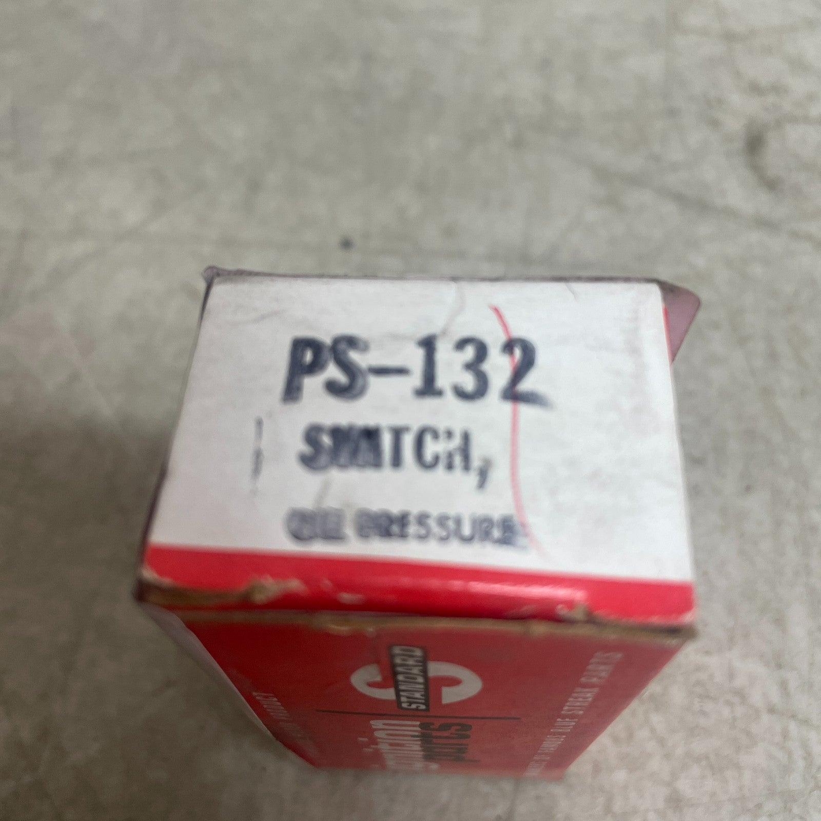 Standard PS-132 Engine Oil Pressure Switch Sender 1990-2002 Lincoln Town Car