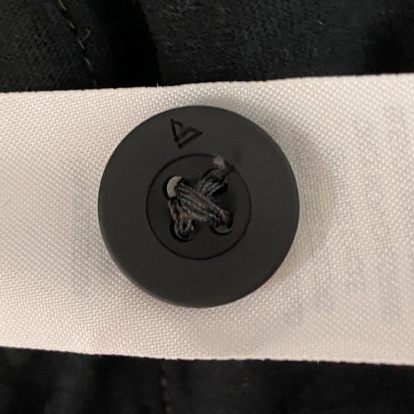 Alpine Design Women's W AD Wanderful Cord Shirt Jacket Pure Black Heather ADW231