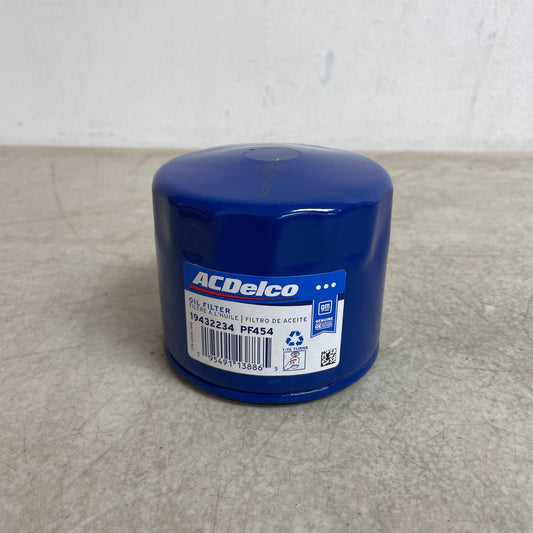 ACDelco 19432234 Gold Oil Filter PF454 High Capacity Spin On