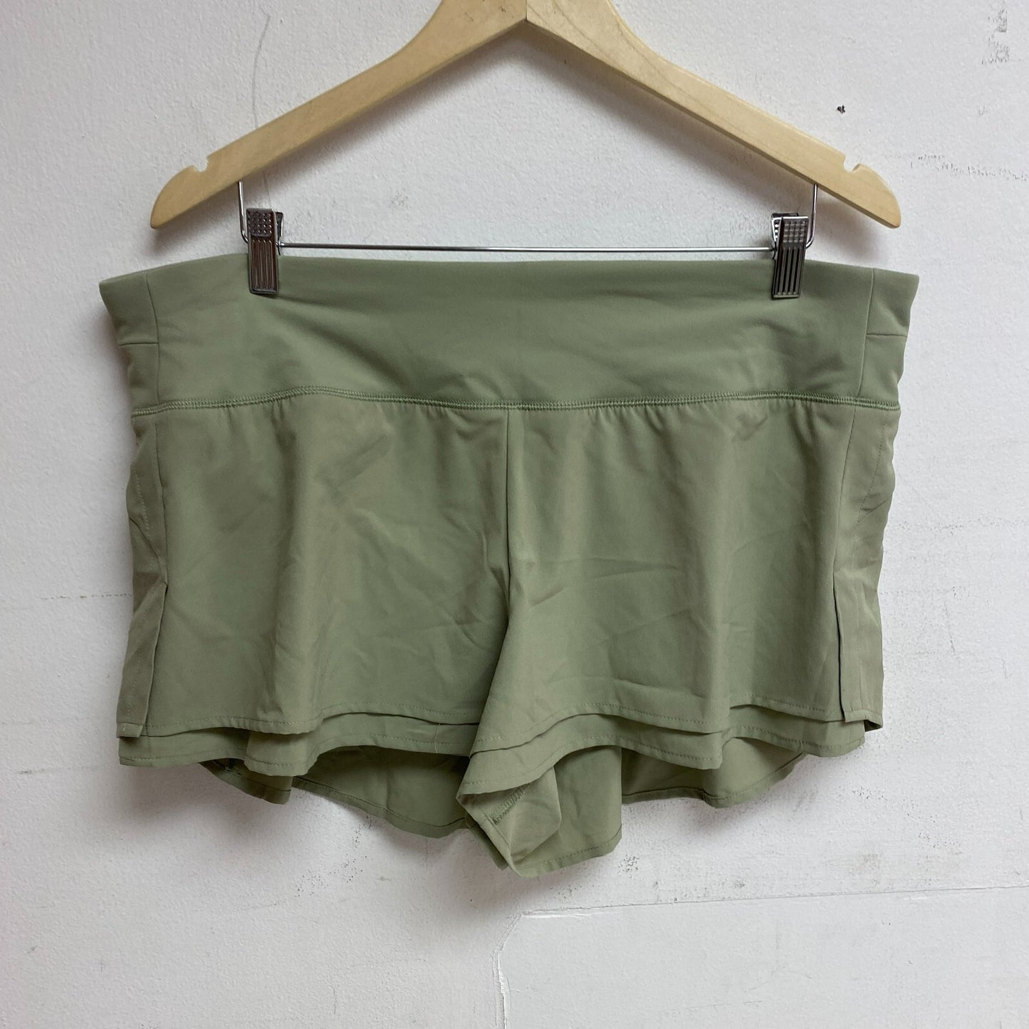 Calia Womens 3" Inseam Kick it Up Short Smudge Sage Relaxed Fit Solid WAX12261