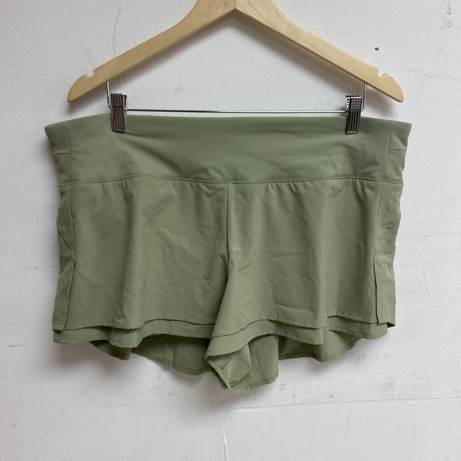 Calia Womens 3" Inseam Kick it Up Short Smudge Sage Relaxed Fit Solid WAX12261