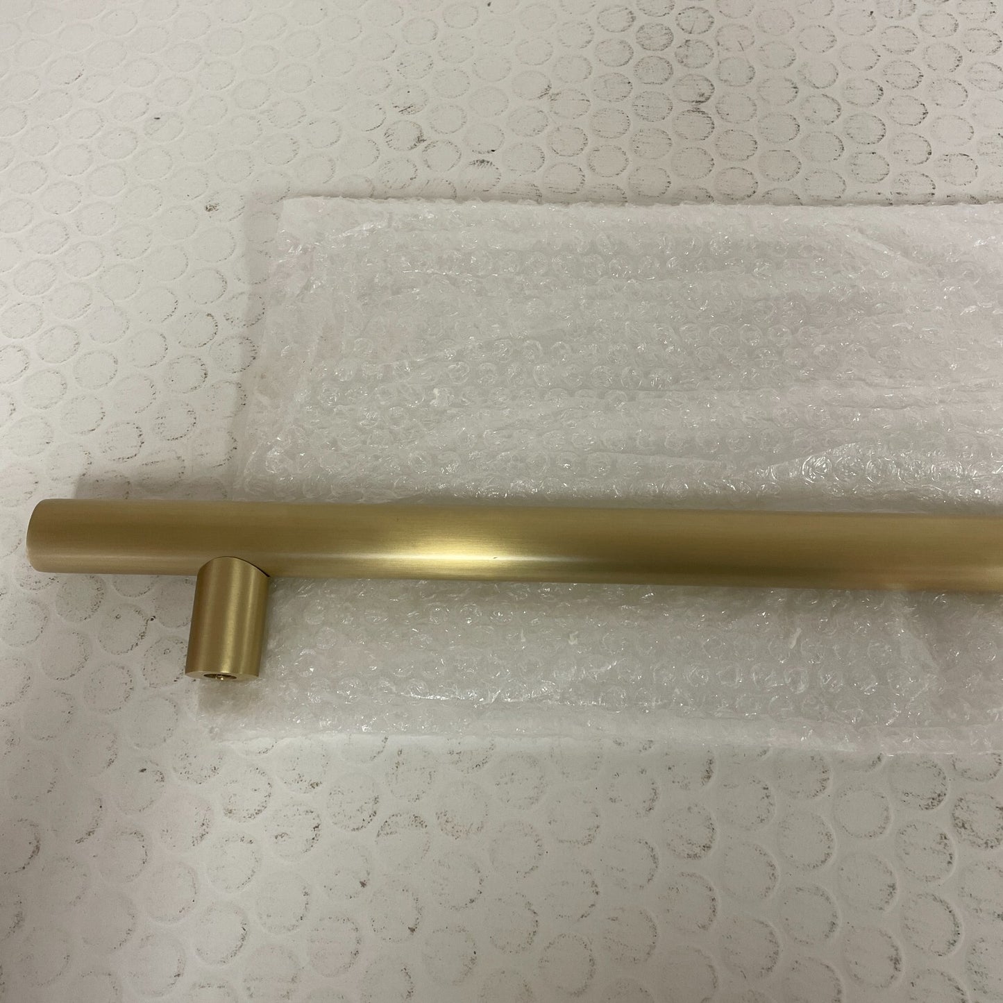 Signature Hardware Kobe 24″ Satin Brass Door Pull EH5875.24.SBS