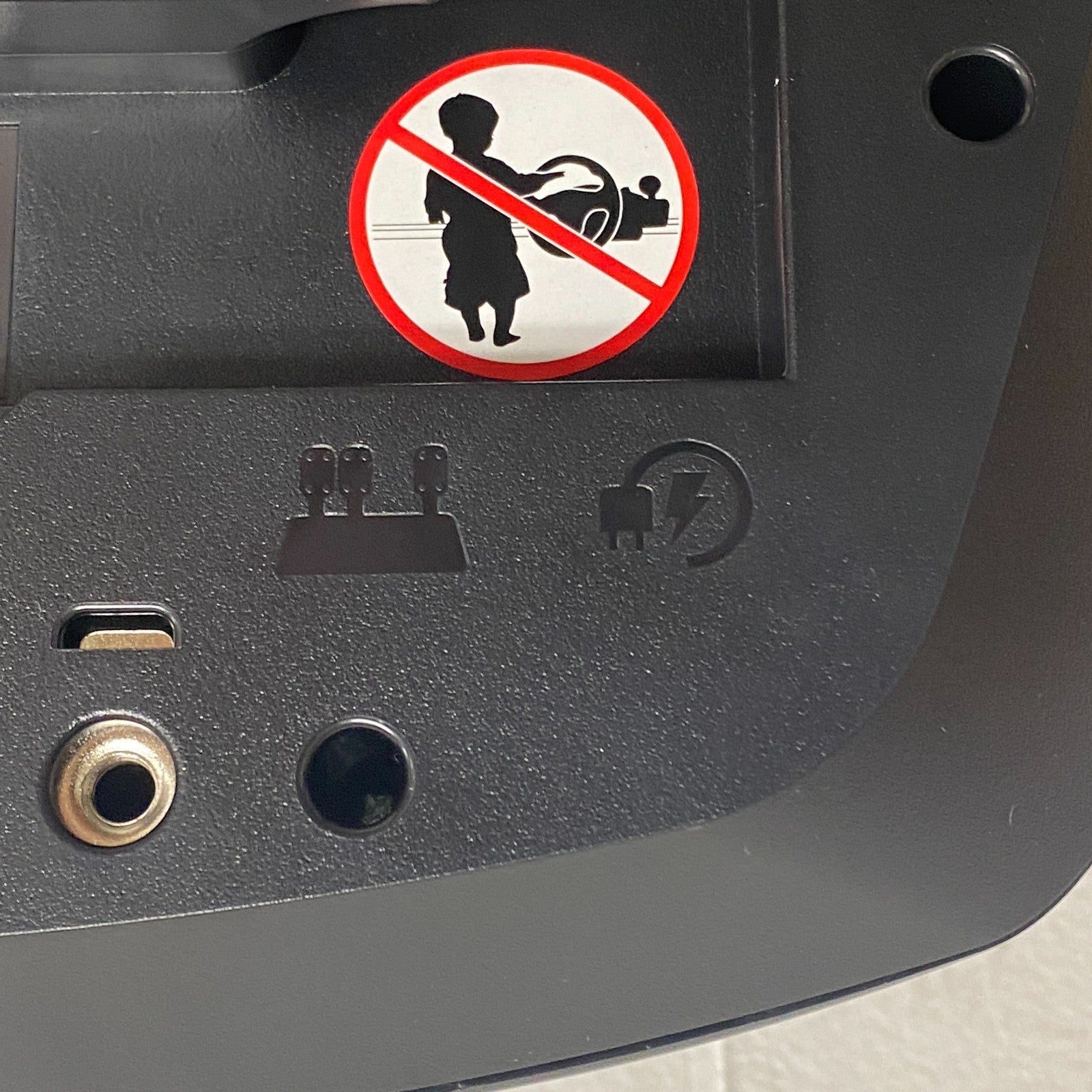 Logitech G920 Driving Force Racing Wheel & Pedals for Xbox Series X|S, Xbox