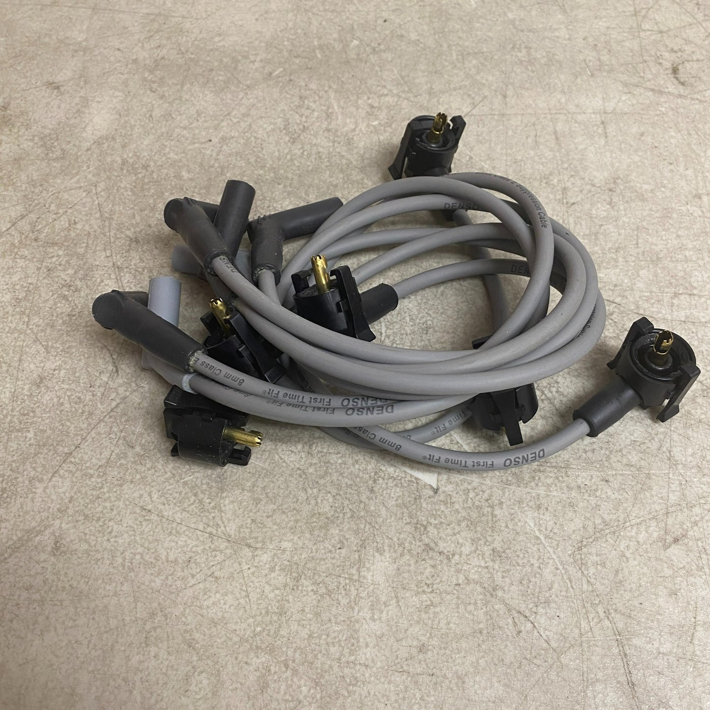 DENSO 671-6135 Spark Plug Ignition Wire Set 92-08 Dodge Dakota Durango Ram 1500