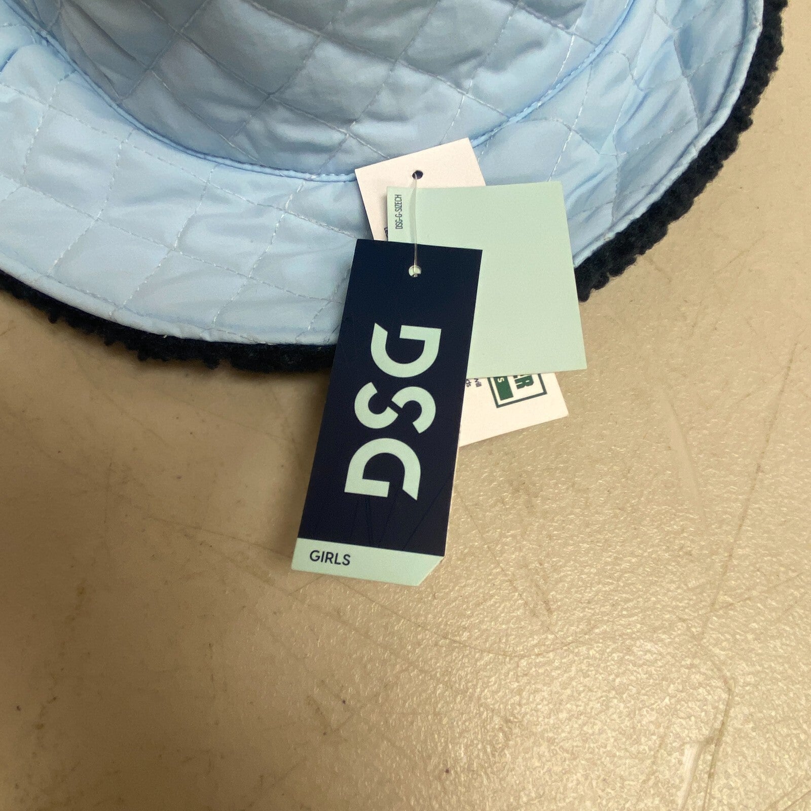 DSG Girls Teddy/Puffer Reversible Bucket Navy/Check Sky Blue, Size M/L DSGG1020