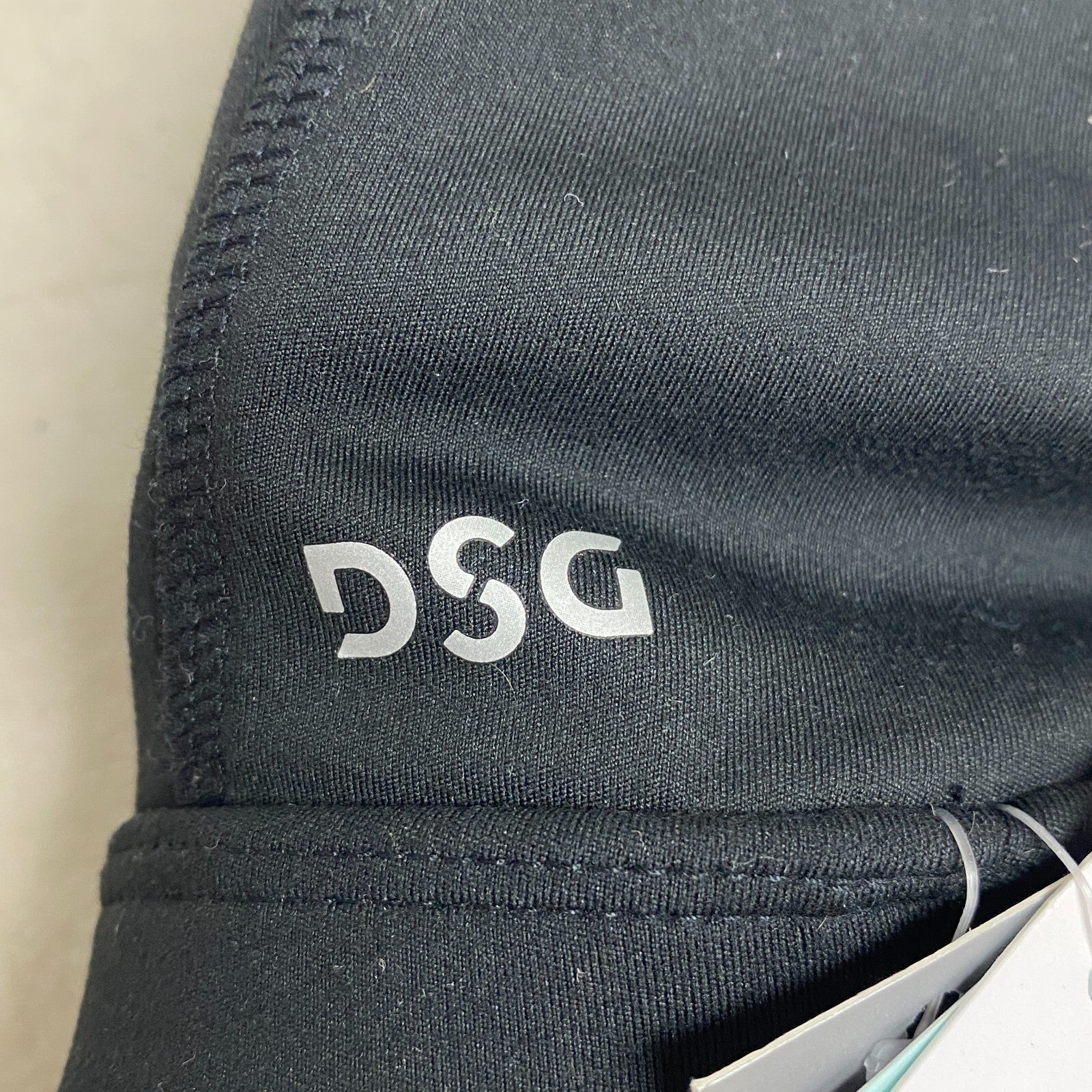 DSG Women's Medium Support Aspire Bra Halter Straps Pure Black DAW12702C New