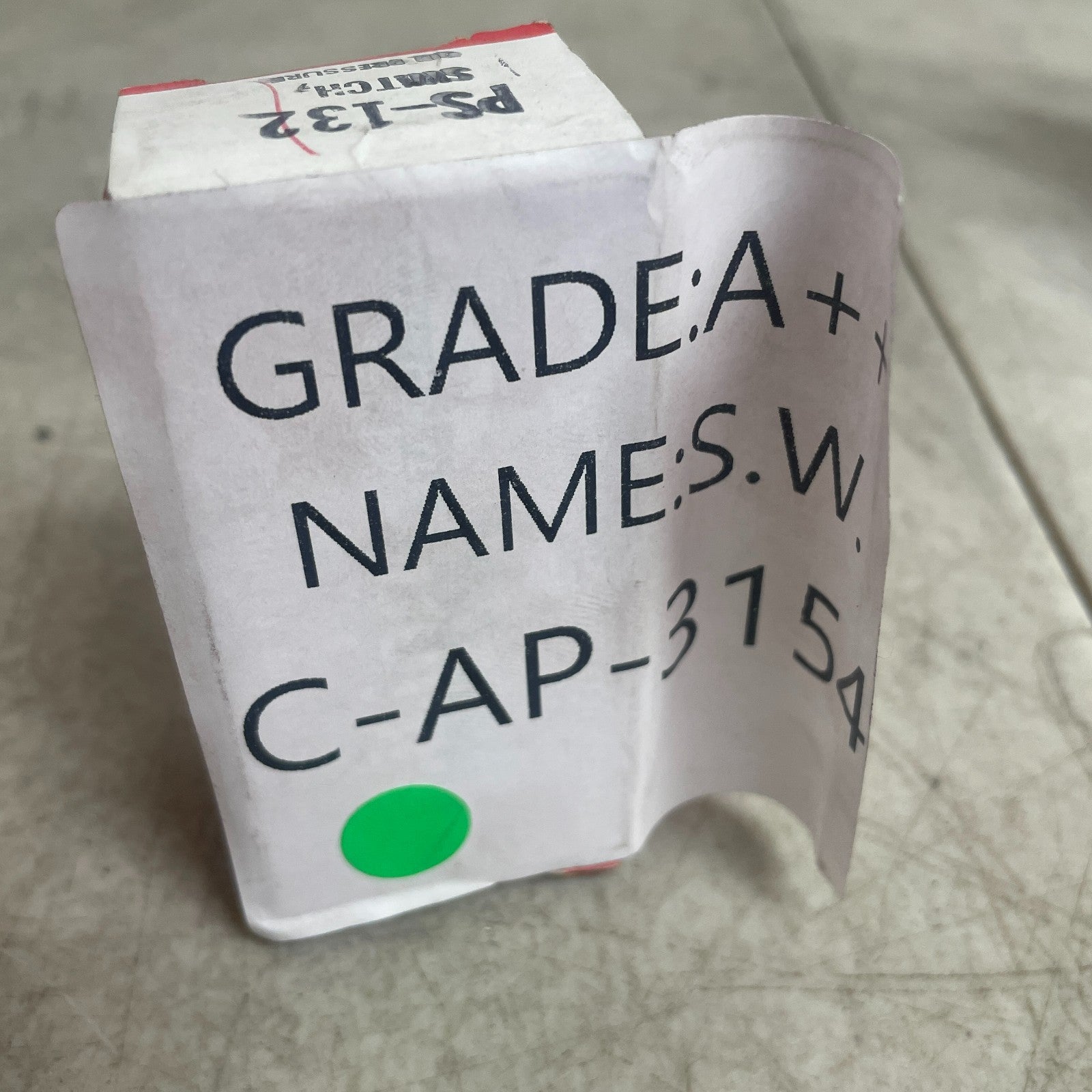 Standard PS-132 Engine Oil Pressure Switch Sender 1990-2002 Lincoln Town Car