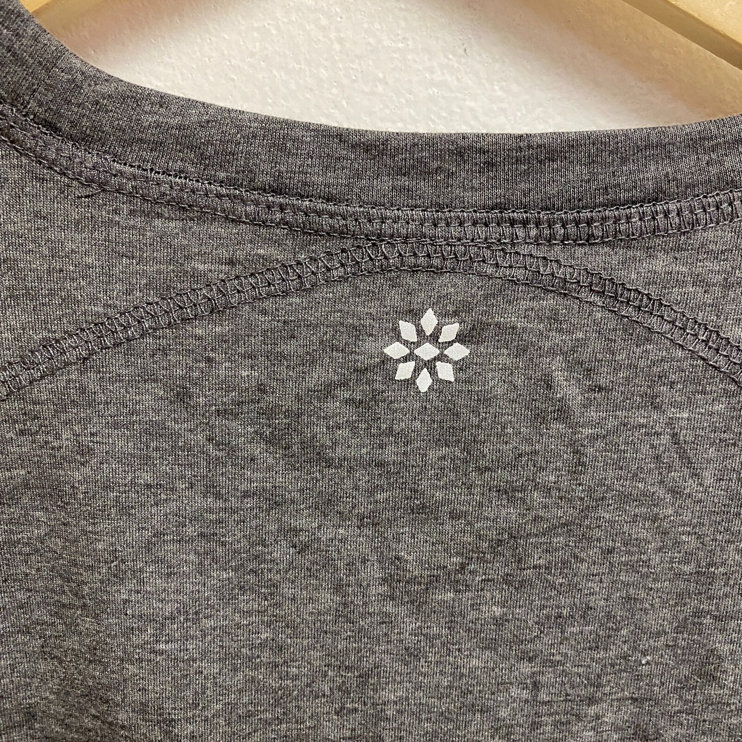 RIP-IT Woman's  Short Sleeve Crew Tee with Adira Plain Dark Grey BQ9776