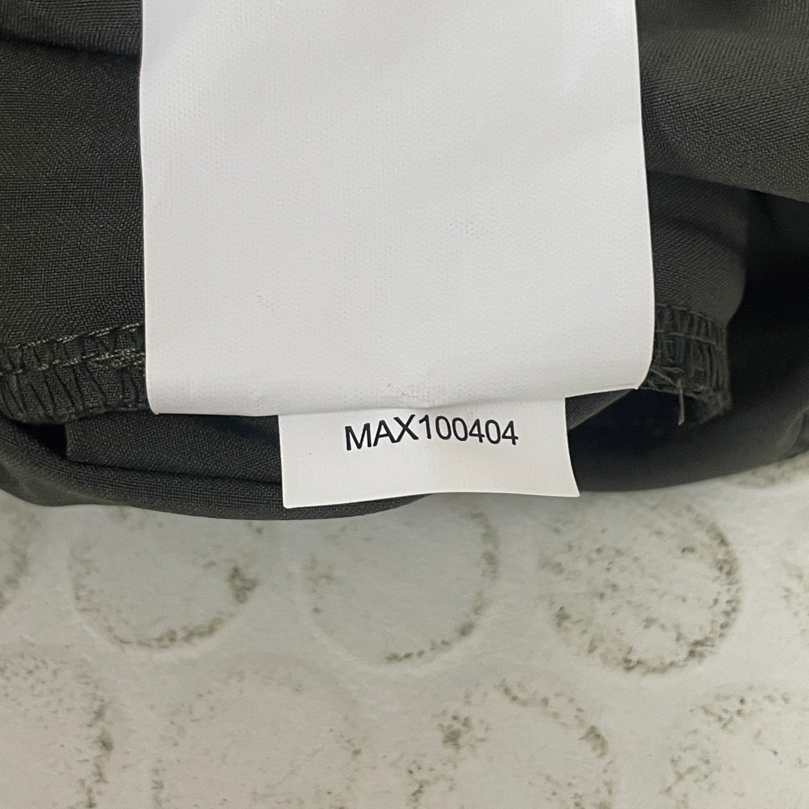 Menâs Mix Media Training Pants Forest Night MAX100404 NWT Gymwear New