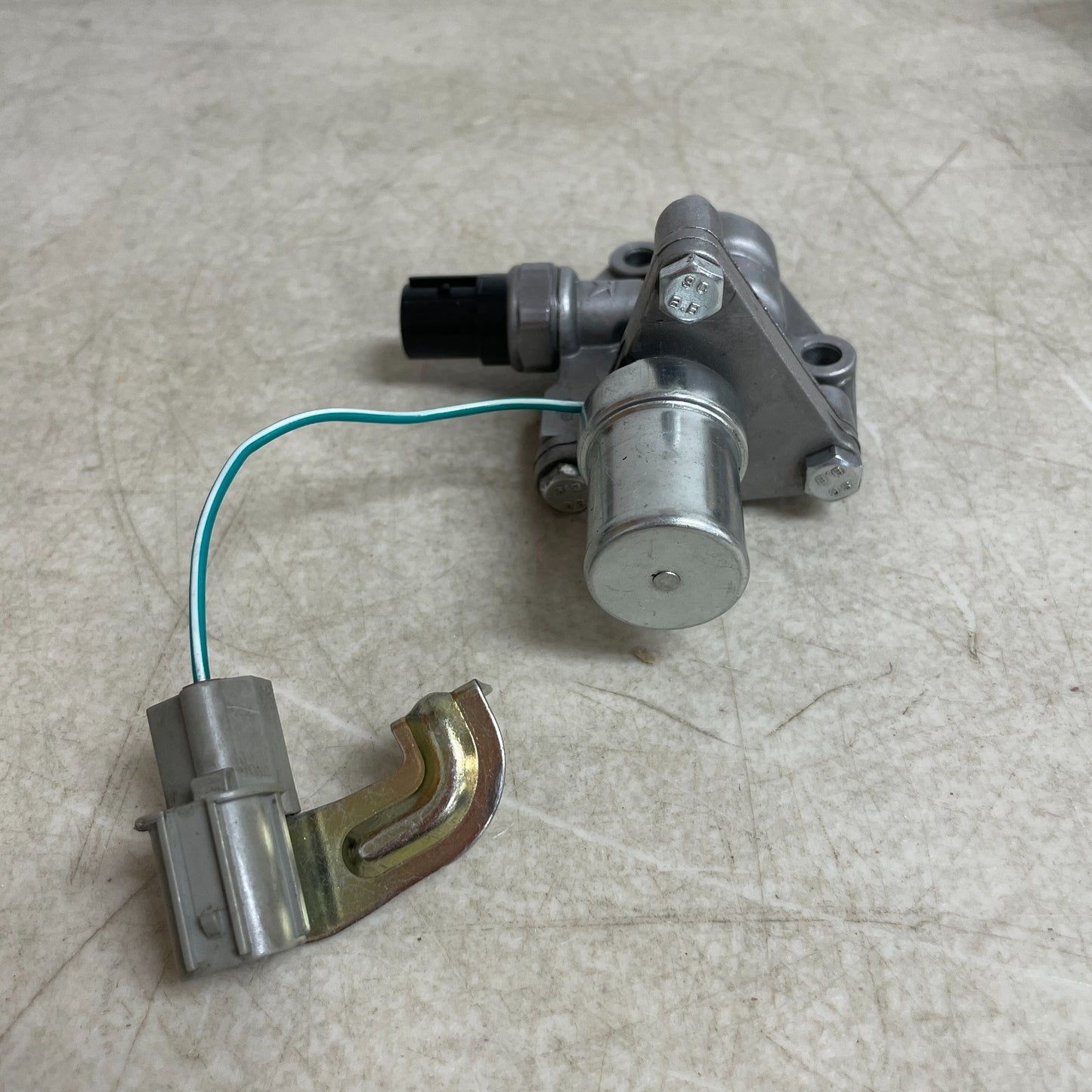 Dorman 917-281 Engine VVT Solenoid Variable Valve Timing for Honda Acura