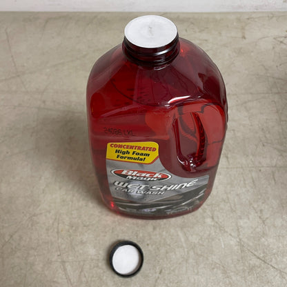 Black Magic Wet Shine Car Wash 64oz 1/2 Gallon Plastic Bottle – Model 120064