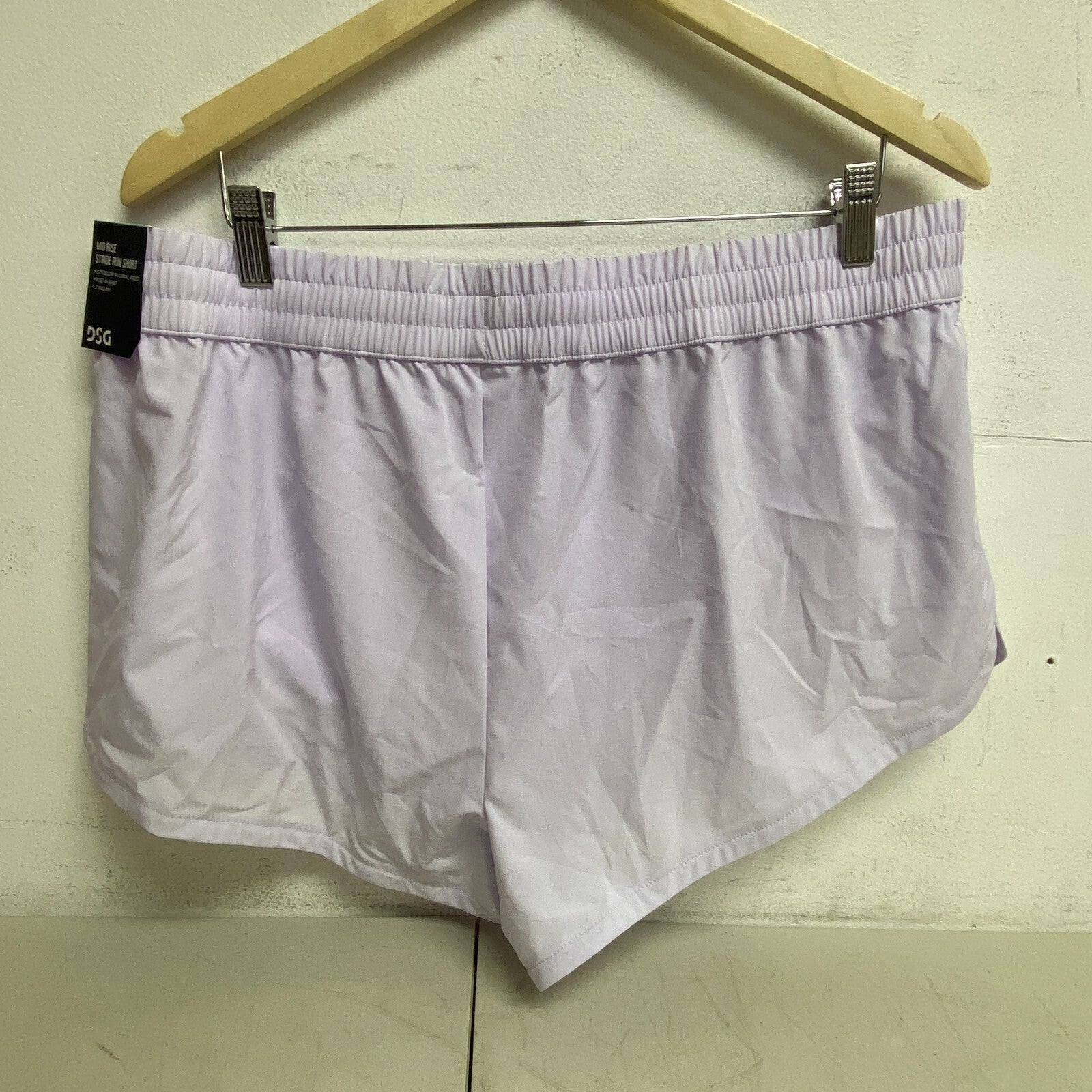 DSG Women Stride Short Blooming Lilac DAW39320AZ BRAND NEW