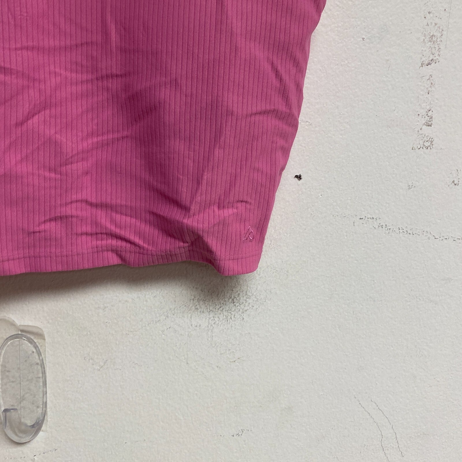 Apline Design Women's W AD Rib Medium Support Crop Tank Dragonfruit ADW12103A