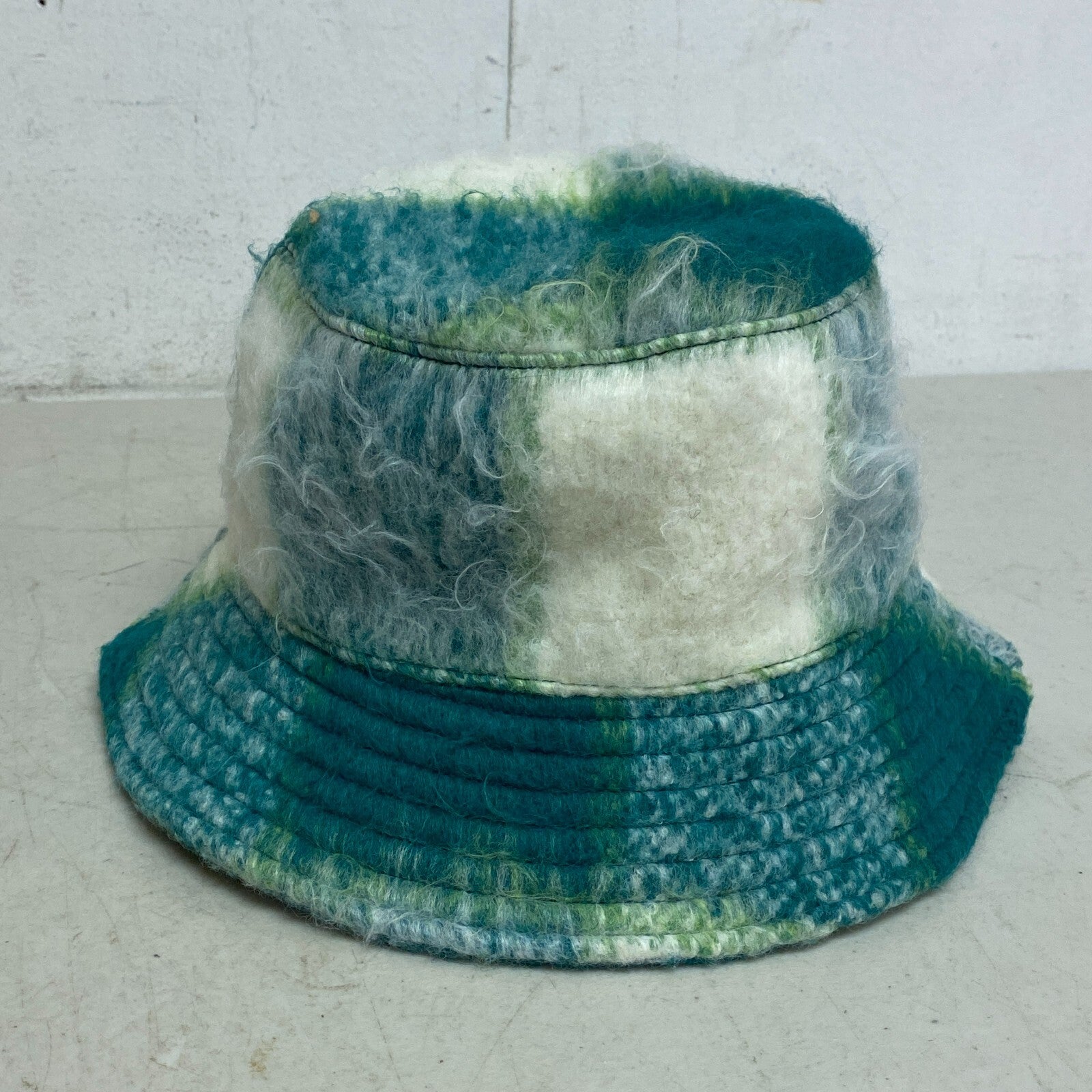 Alpine Design Women's Brushed Bucket Hat Women Green Plaid MSRP $30 ADWA2016