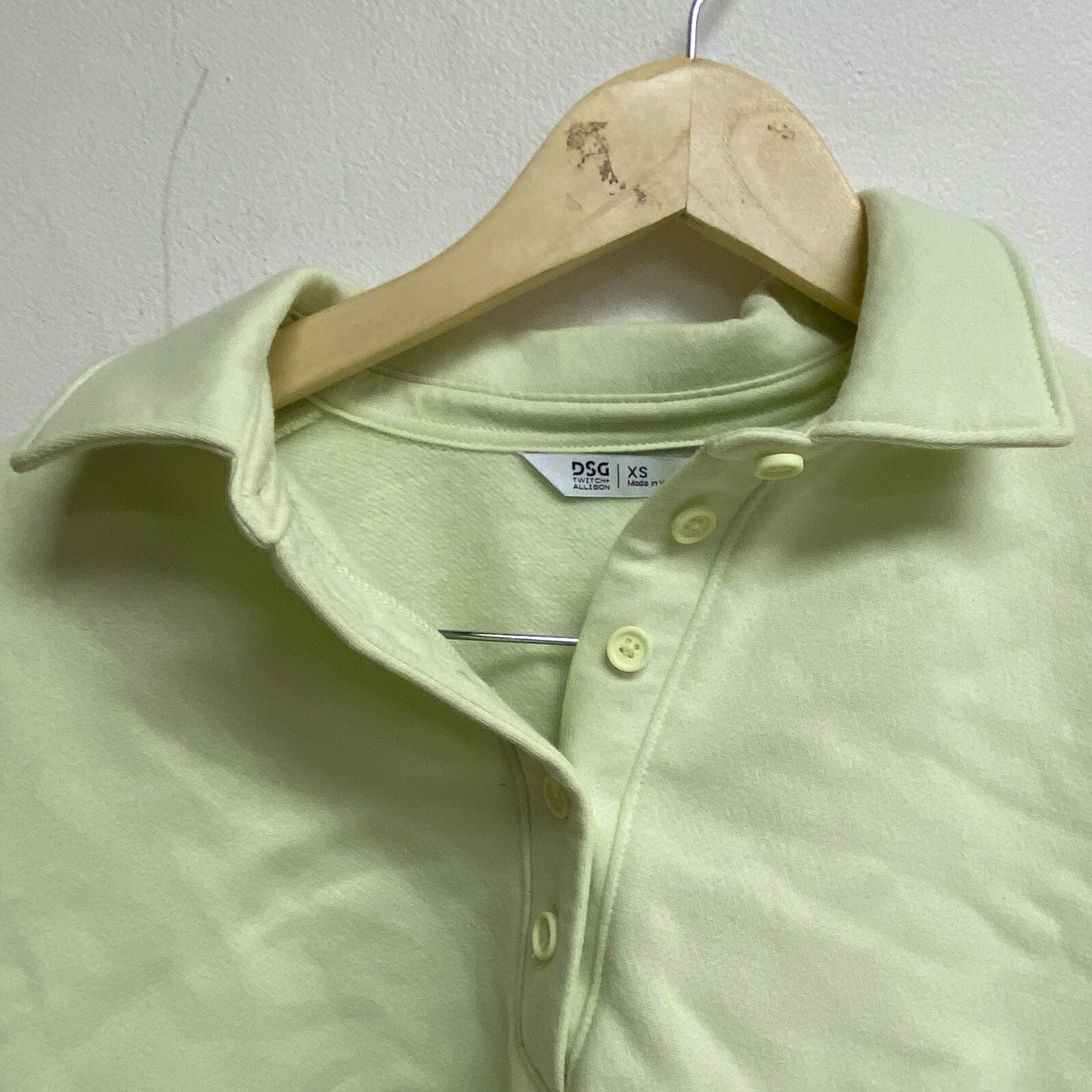 DSG Twitch + Allison Women's Favorite Fleece Henley Hyper Citrus BOSSW13400
