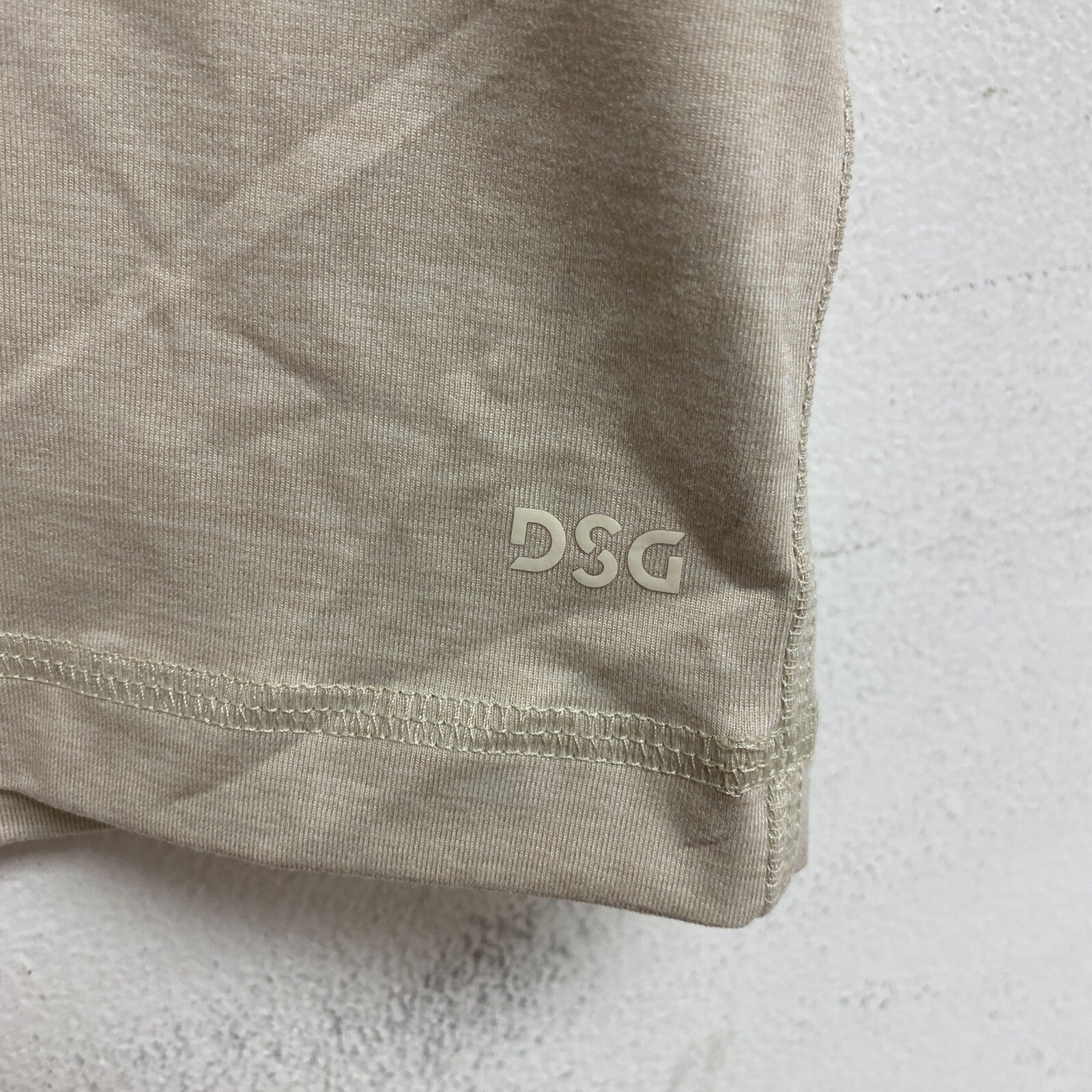 DSG Men's 365 Collection Short Sleeve Tee Light Sand/Pure White DAM21107 New!