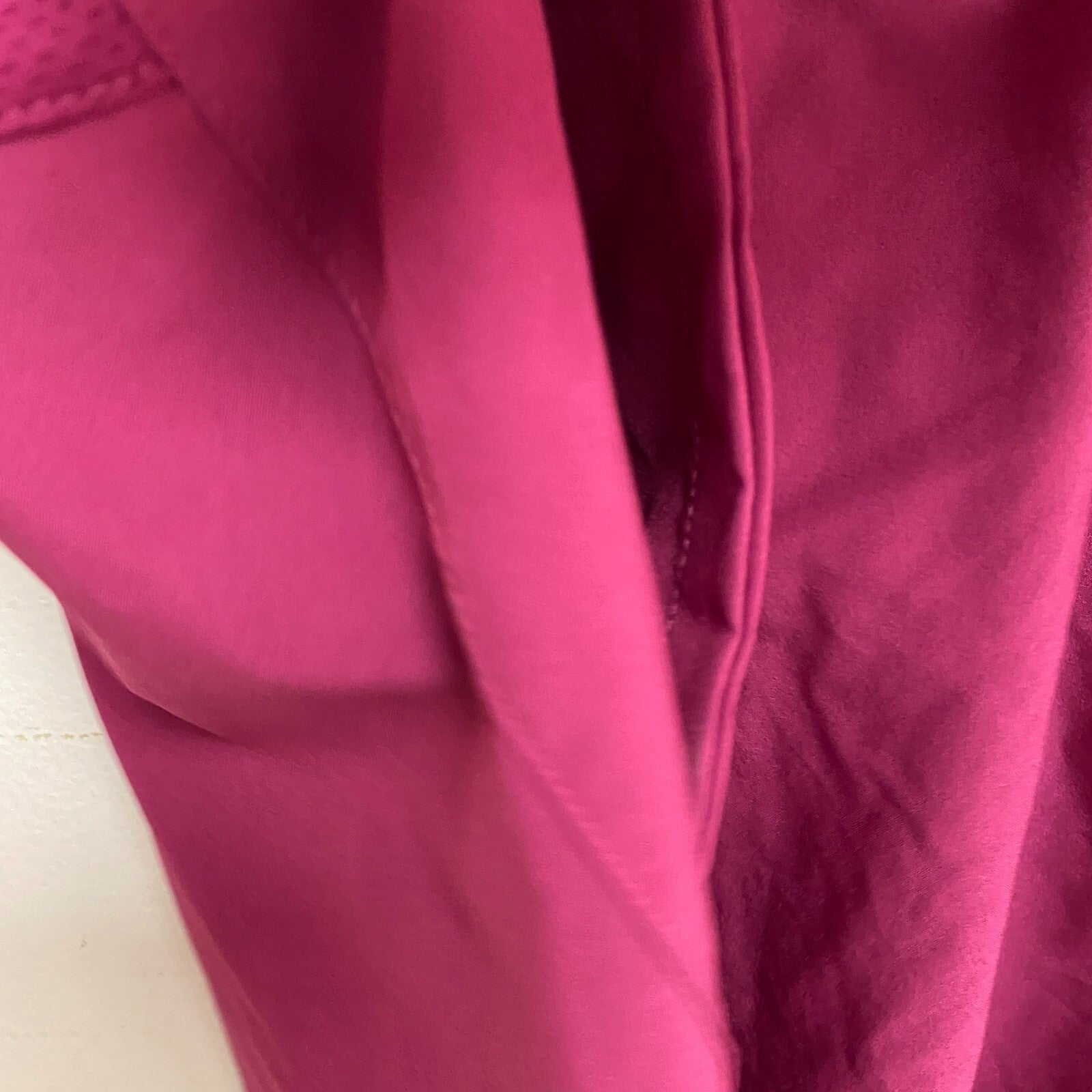 DSG Men's 8'' Agility Woven Shorts Wild Berry Training Solid DAM20111X