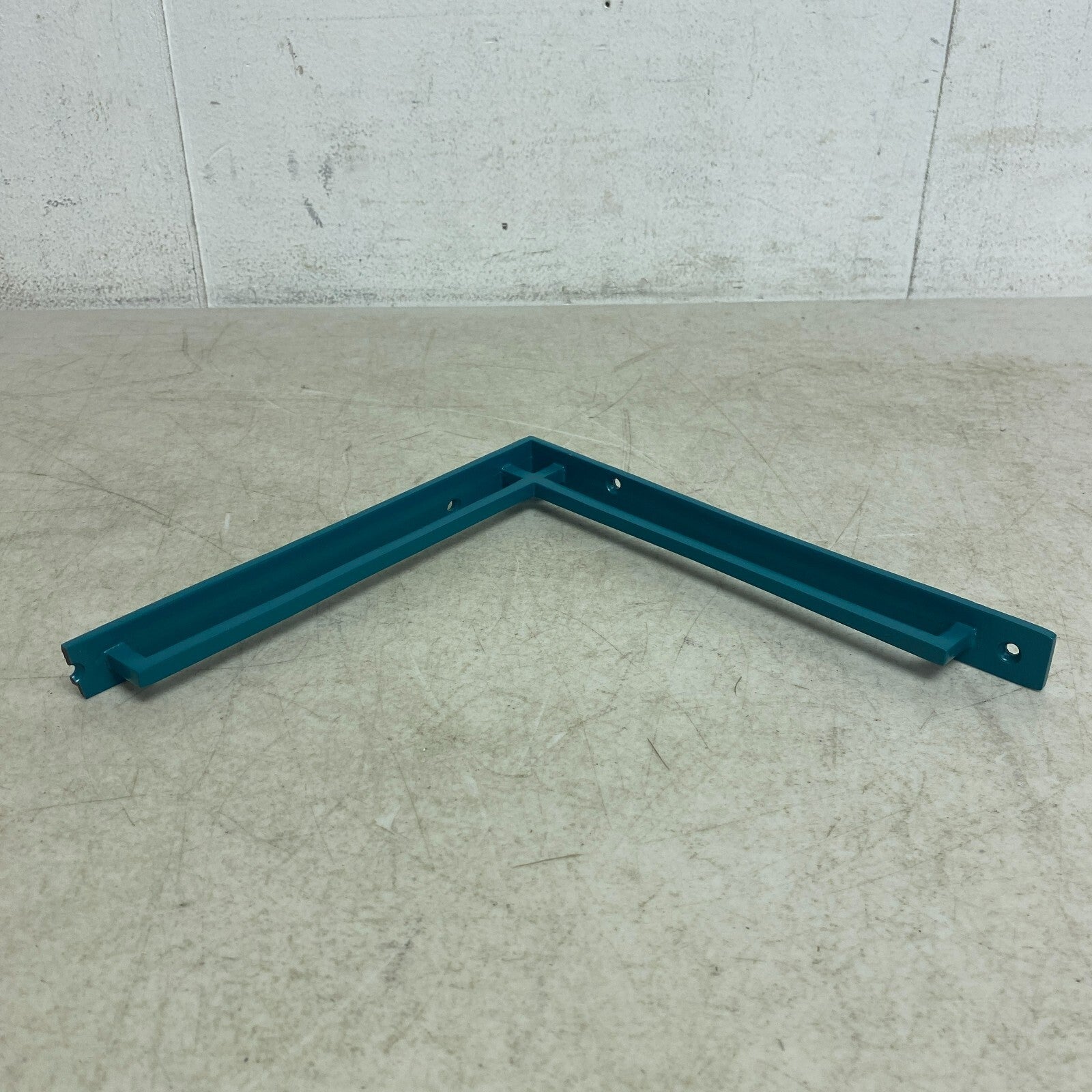 Signature Hardware Harridge Cast Iron 9" Shelf Bracket - Green