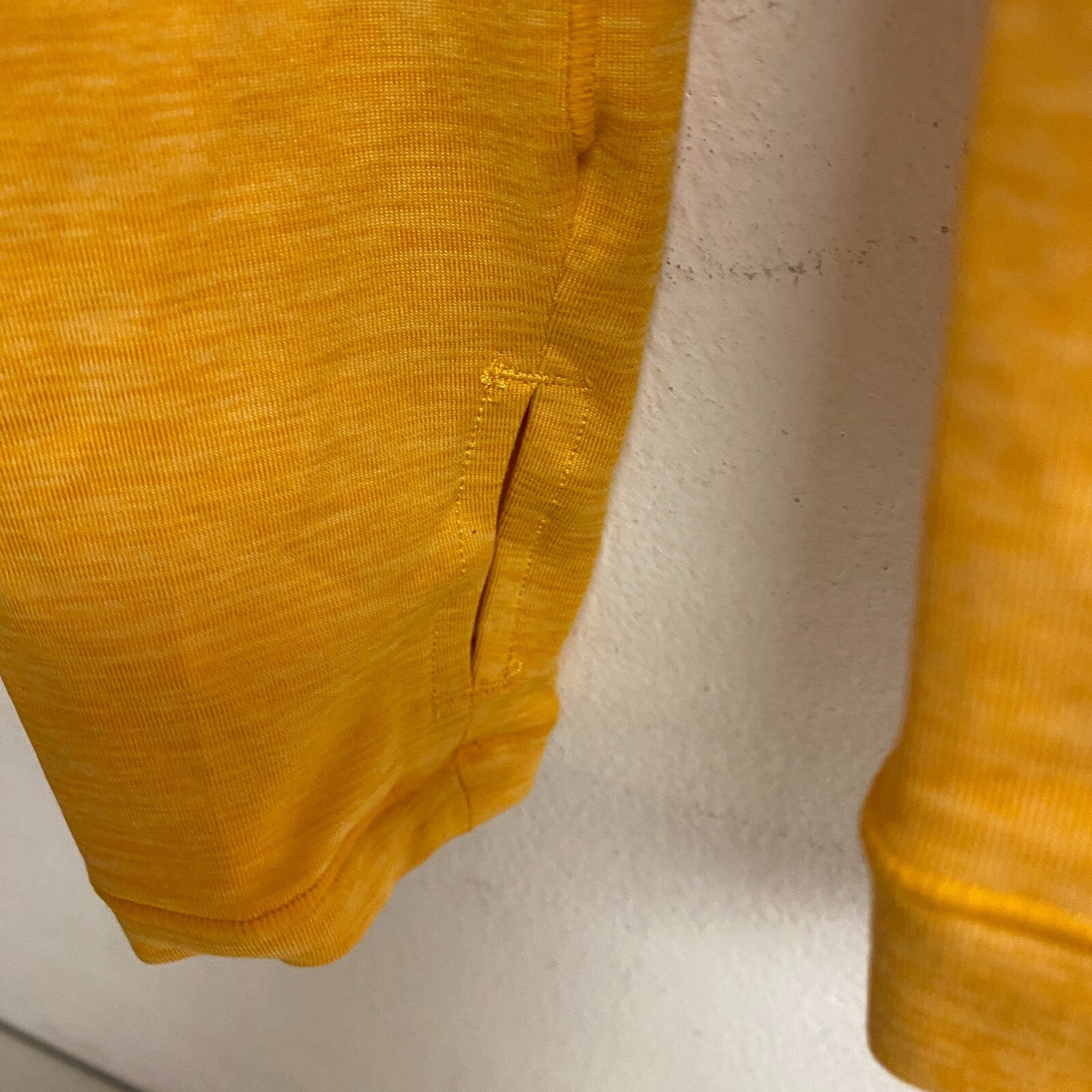 Alpine Design Women's AD Field Knit Long Sleeve Sweet Apricot Heather ADW23100H