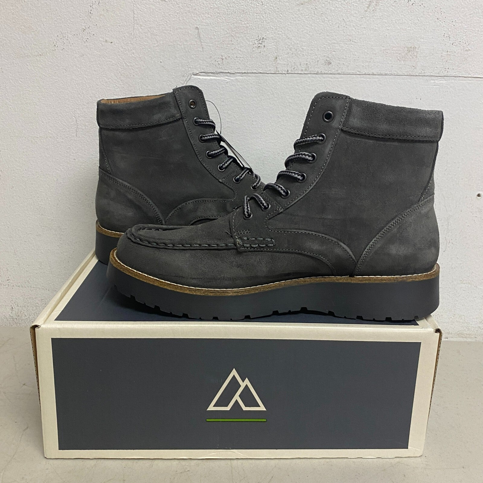 Alpine Mens Bryson Lace Up Moc Toe Style Gray Suede Leather Upper AD23MC002-GRY