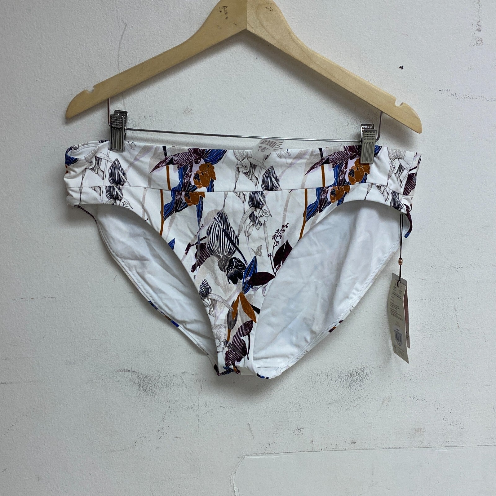 Selected Variant Image