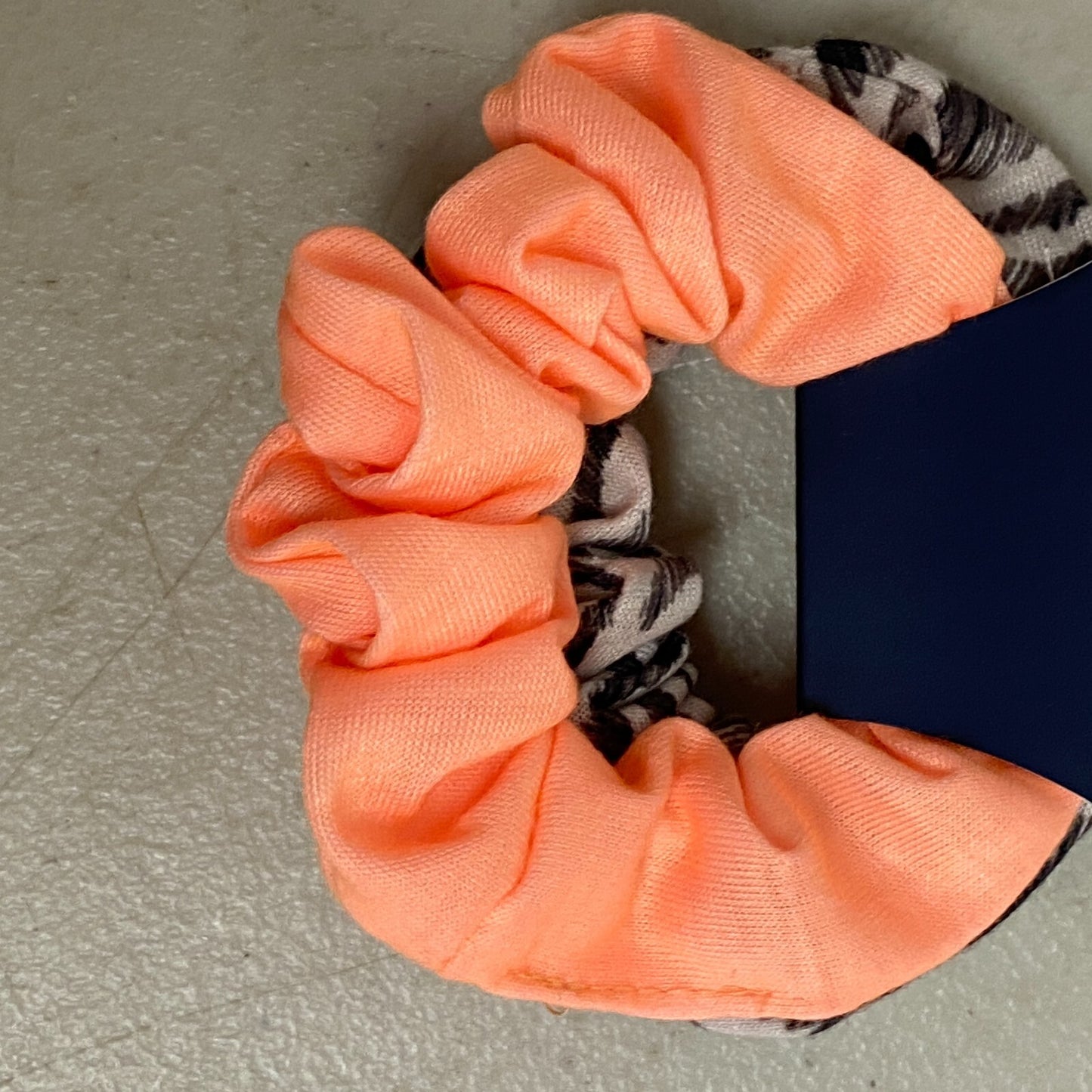 DSG Favorite Scrunchie 2 Pack Zebra Print/Neon Peach DSG-G-HC-FASC-2PK New!