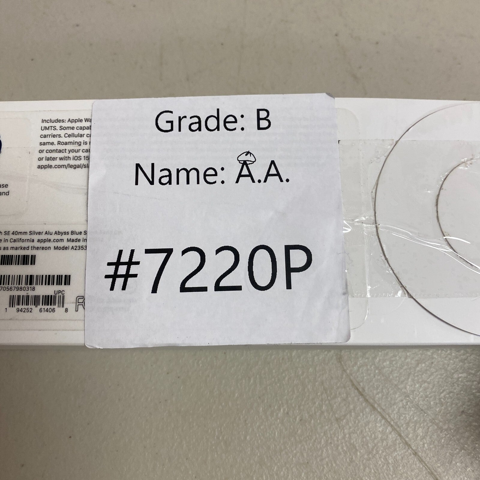 Apple Watch SE (1st Gen) GPS, 40mm Silver Aluminum Case w Abyss Blue Sport Band