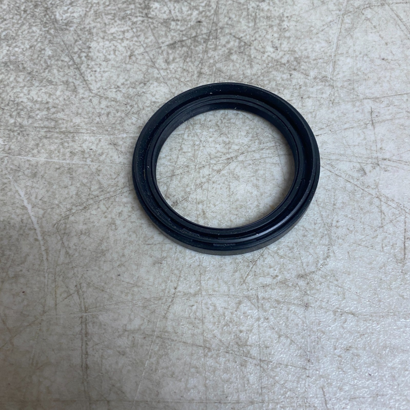 National 710239 Front Outer Wheel Seal 1989-2000 Chevy Tracker Suzuki Sidekick