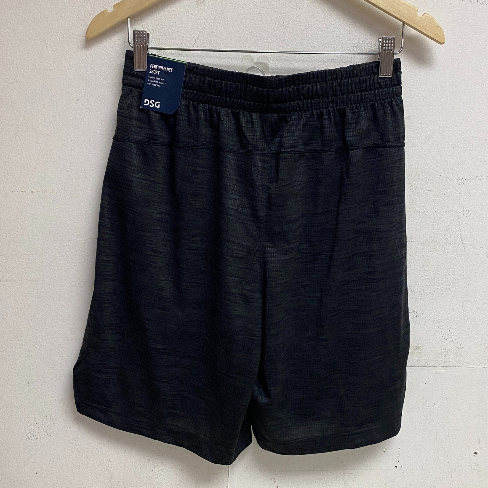 DSG Mens 9 in Novelty Textured Training Short Pure Black/Asphalt DAM20114N