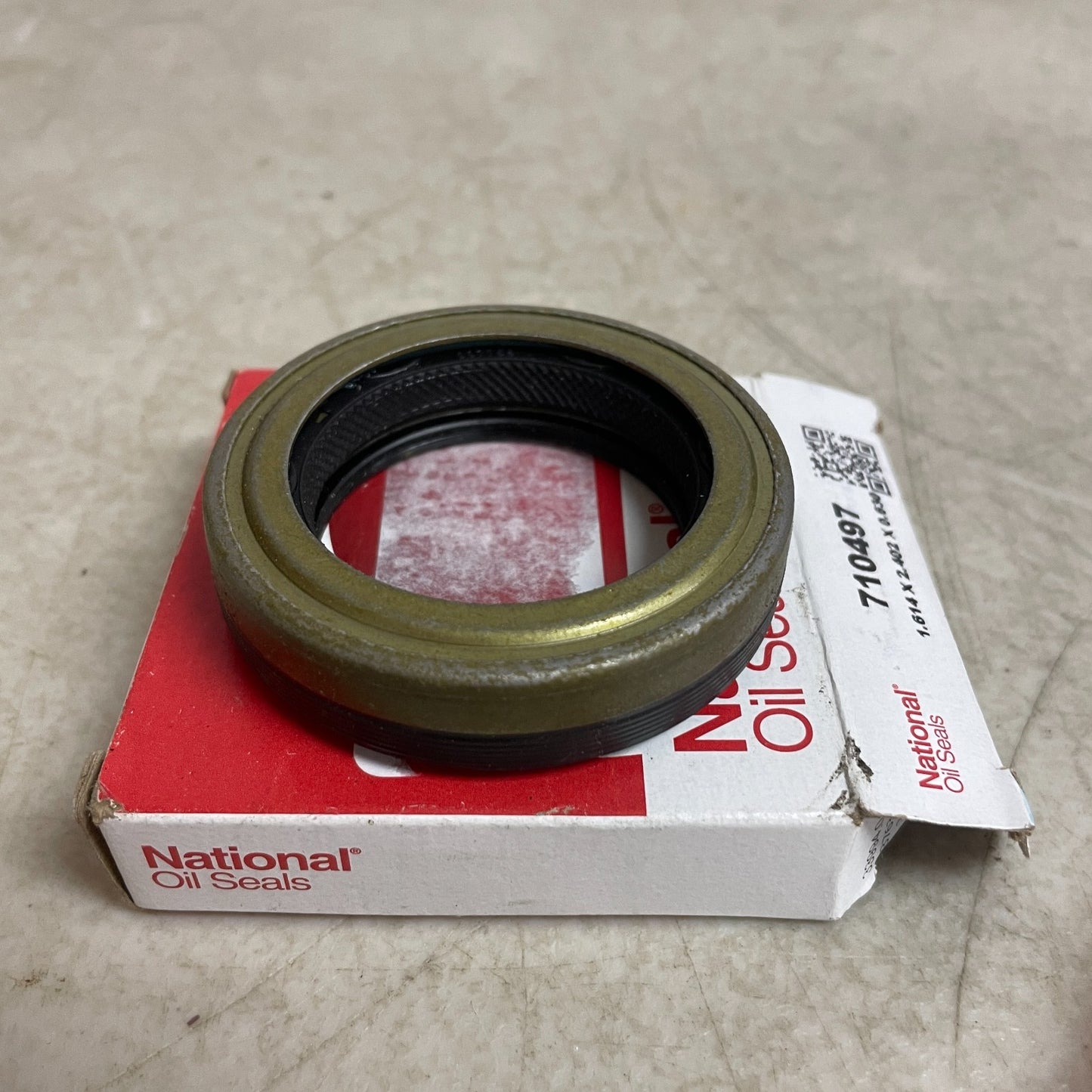 National Multi Purpose Oil Seal 41mm ID × 61.14mm OD Polyacrylate 710497