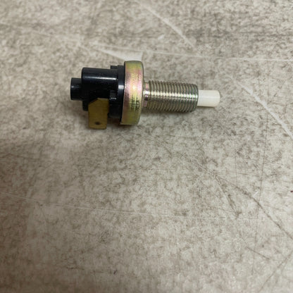 Standard SLS-170 Brake Light Switch 1970-1989 Peugeot 504 505