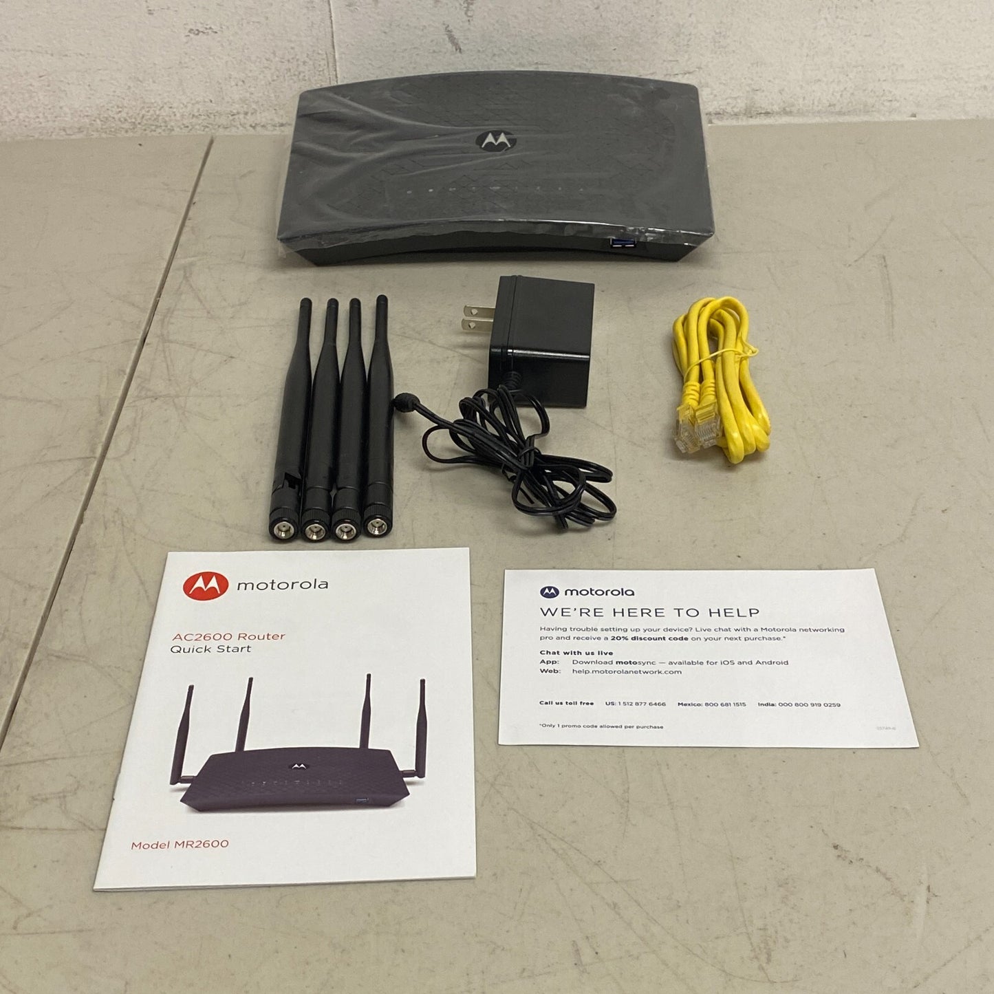 MOTOROLA AC2600 4x4 WiFi Smart Gigabit Router with Extended Range, Model MR2600