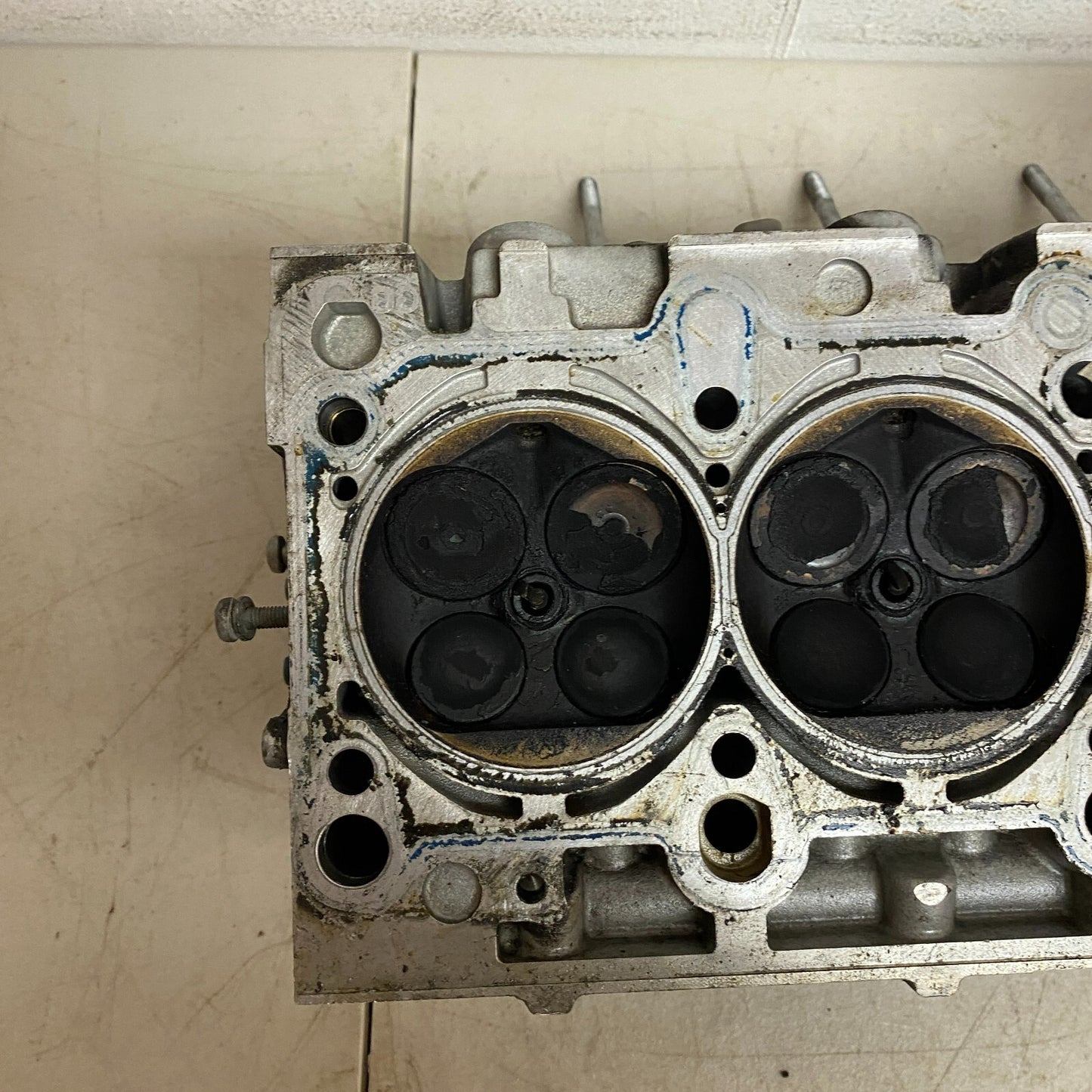 Audi PETROL ENGINE MOTOR LEFT CYLINDER HEAD 06E103404AA