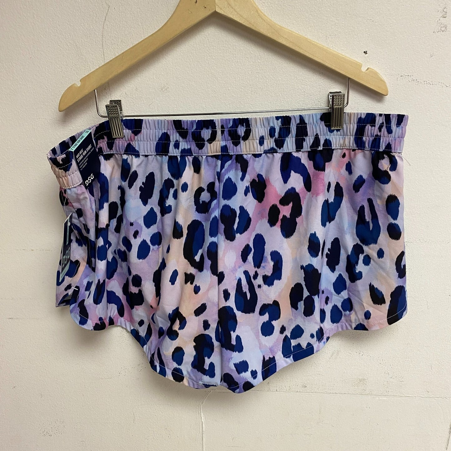 DSG Women's 3 in Stride Run Short Painted Leopard Multi DAW39320APRTZ