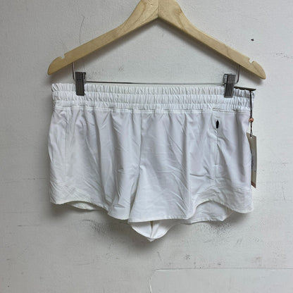 CALIA WOMENS LR INFINITY SHORT PURE WHITE Solid WAS12387W