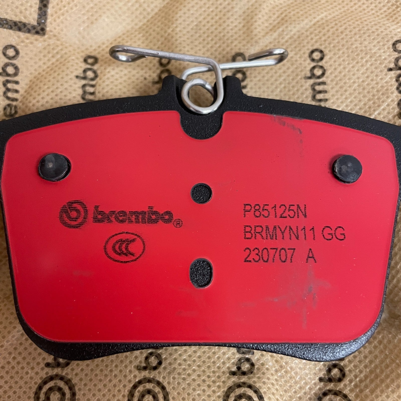 Brembo P85125N Premium Ceramic Rear Brake Pads OE 5Q0698451N Audi VW