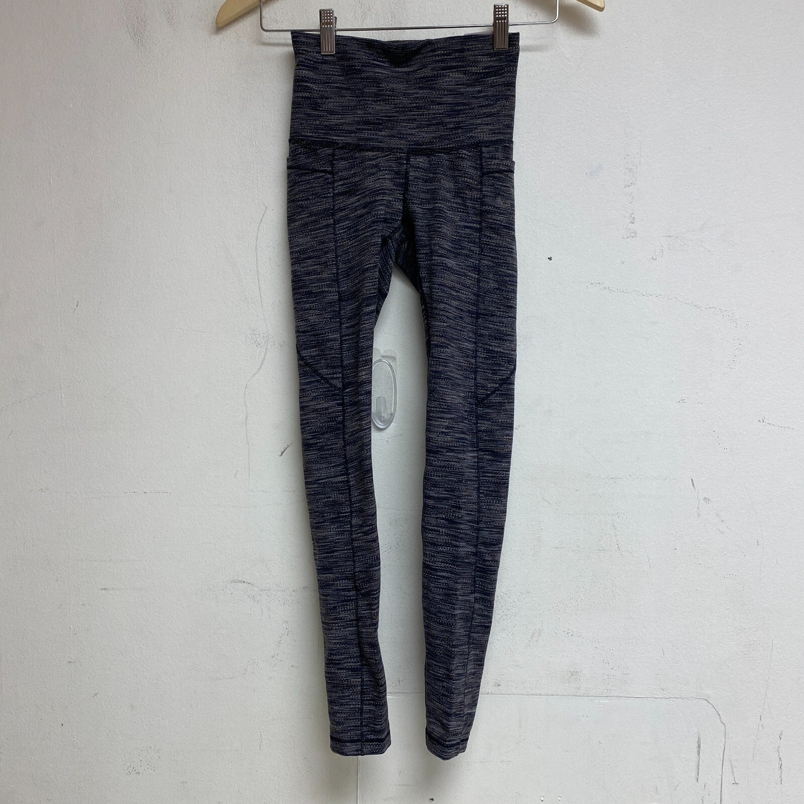 CALIA Women's Ultra High Rise 7/8 Essential Jacq Legging Grey Multi WAX32261