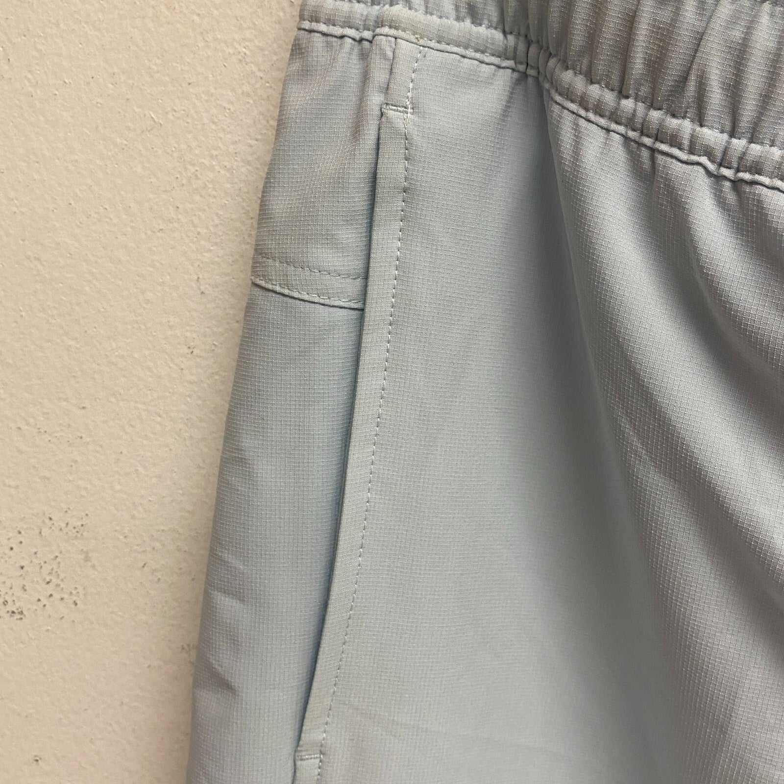 Alpine Design Alpine Design Men’s Active 5” Pull On Short Muted Sky ADM13801P