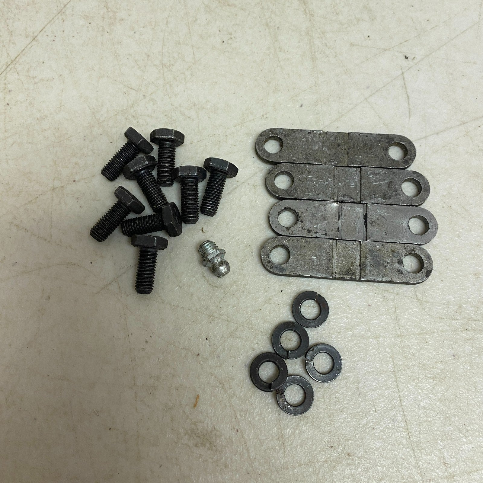 CARQUEST Brake Master Cylinder with Reservoir Gray Aluminum 1.25″ MCA390321