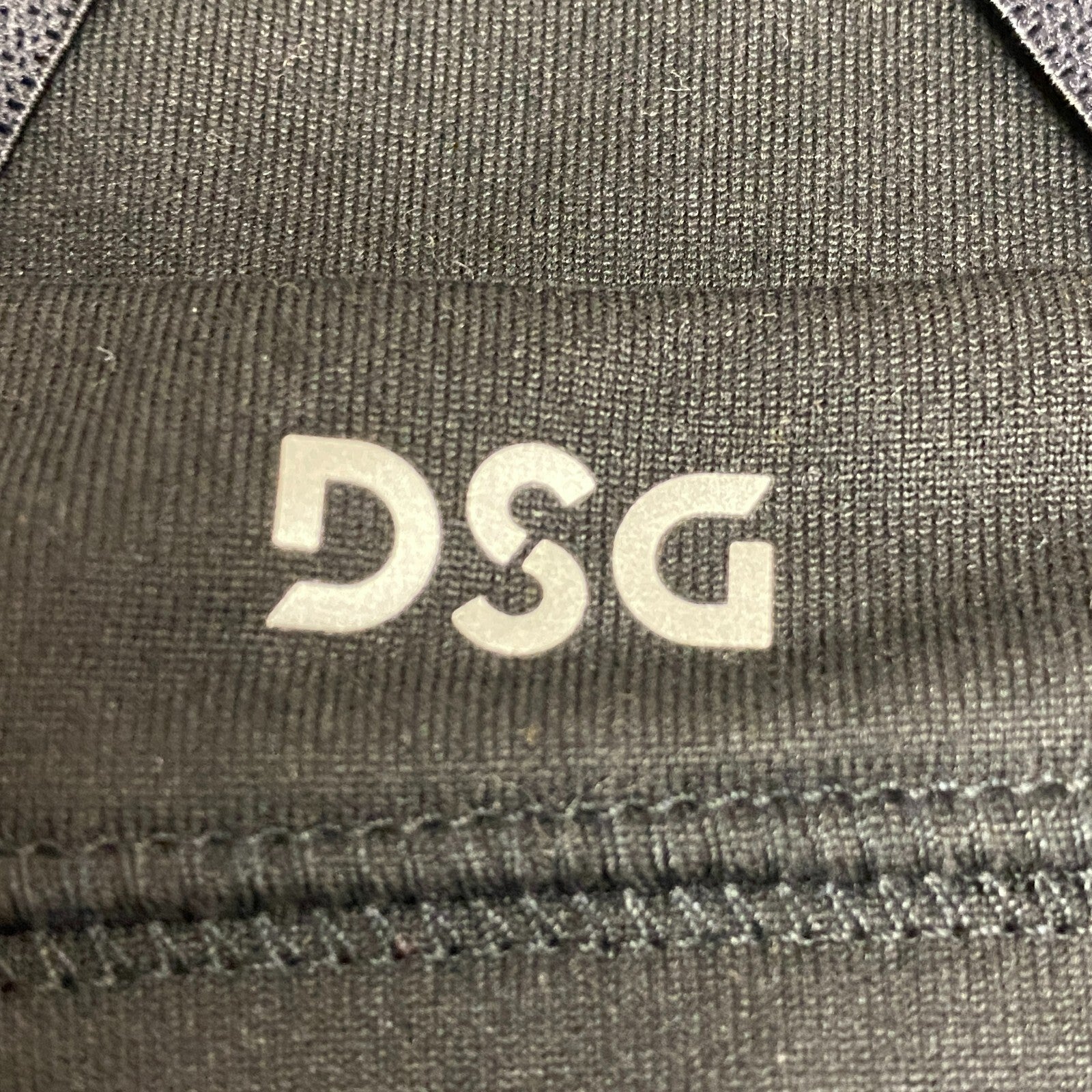 DSG Girls' Performance Fashion Sports Bra Pure Black Solid Stylish DAG49101