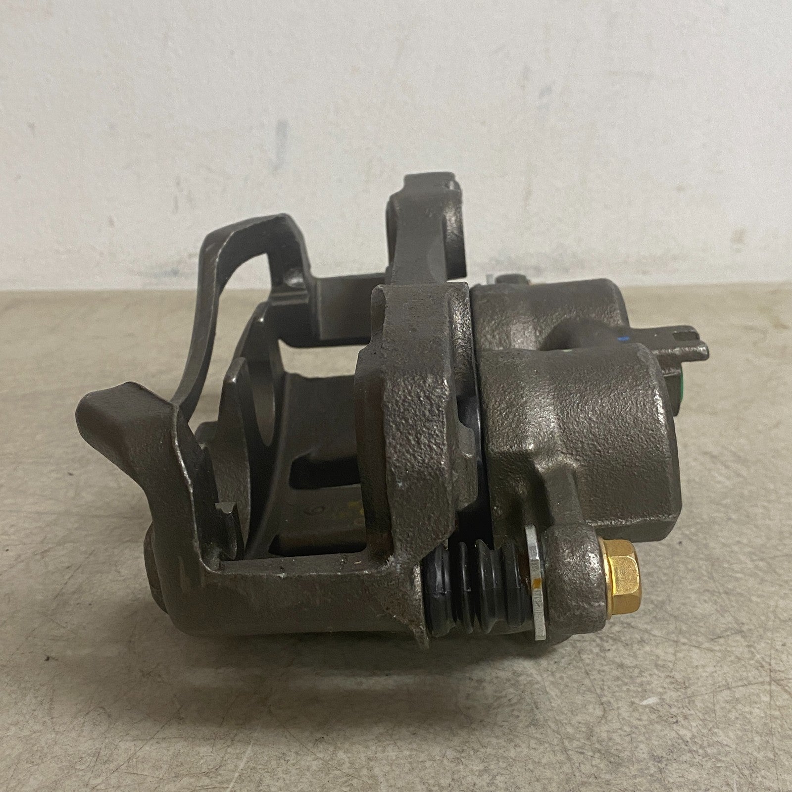 Perfect Stop 89-00608A Reman Disc Brake Caliper Front Right Aluminum