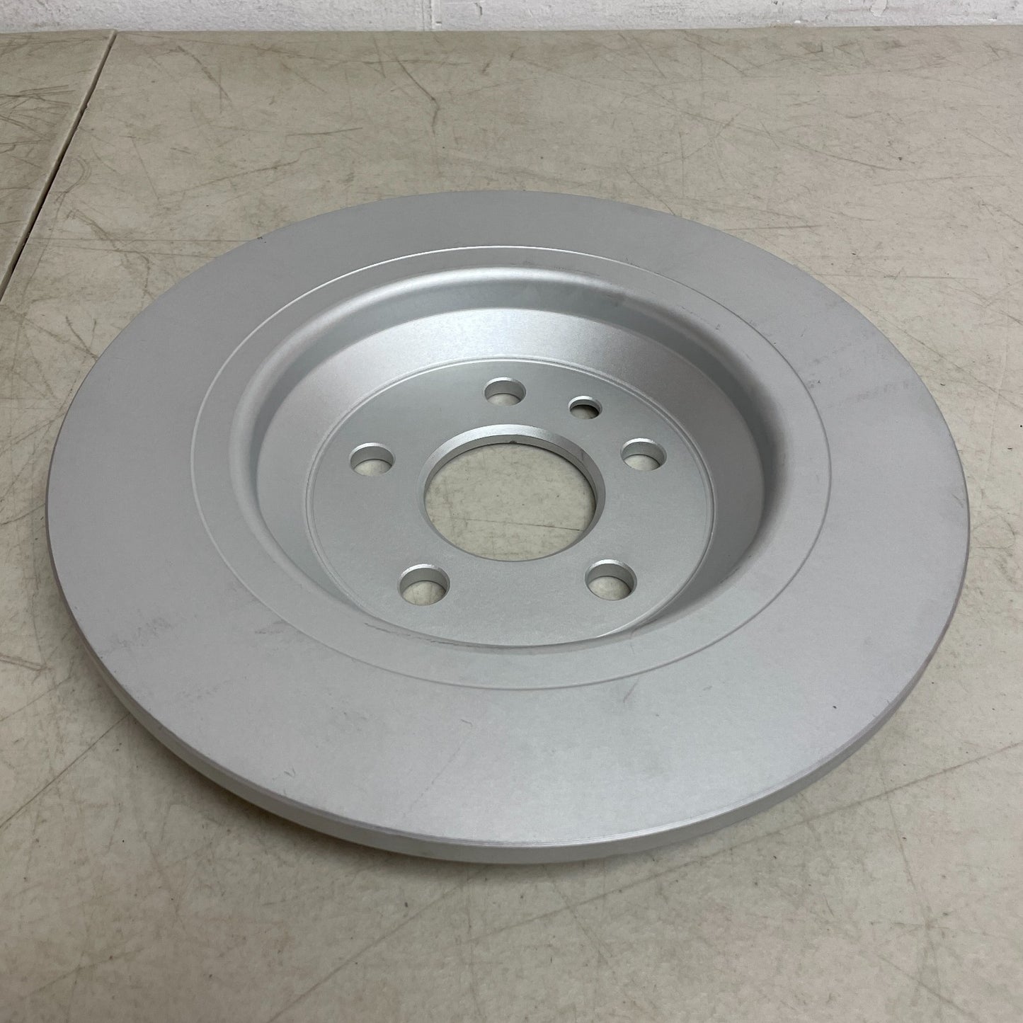 BOSCH QuietCast 52011373 Rear Brake Rotor for Volvo S60 S80 V70 XC70