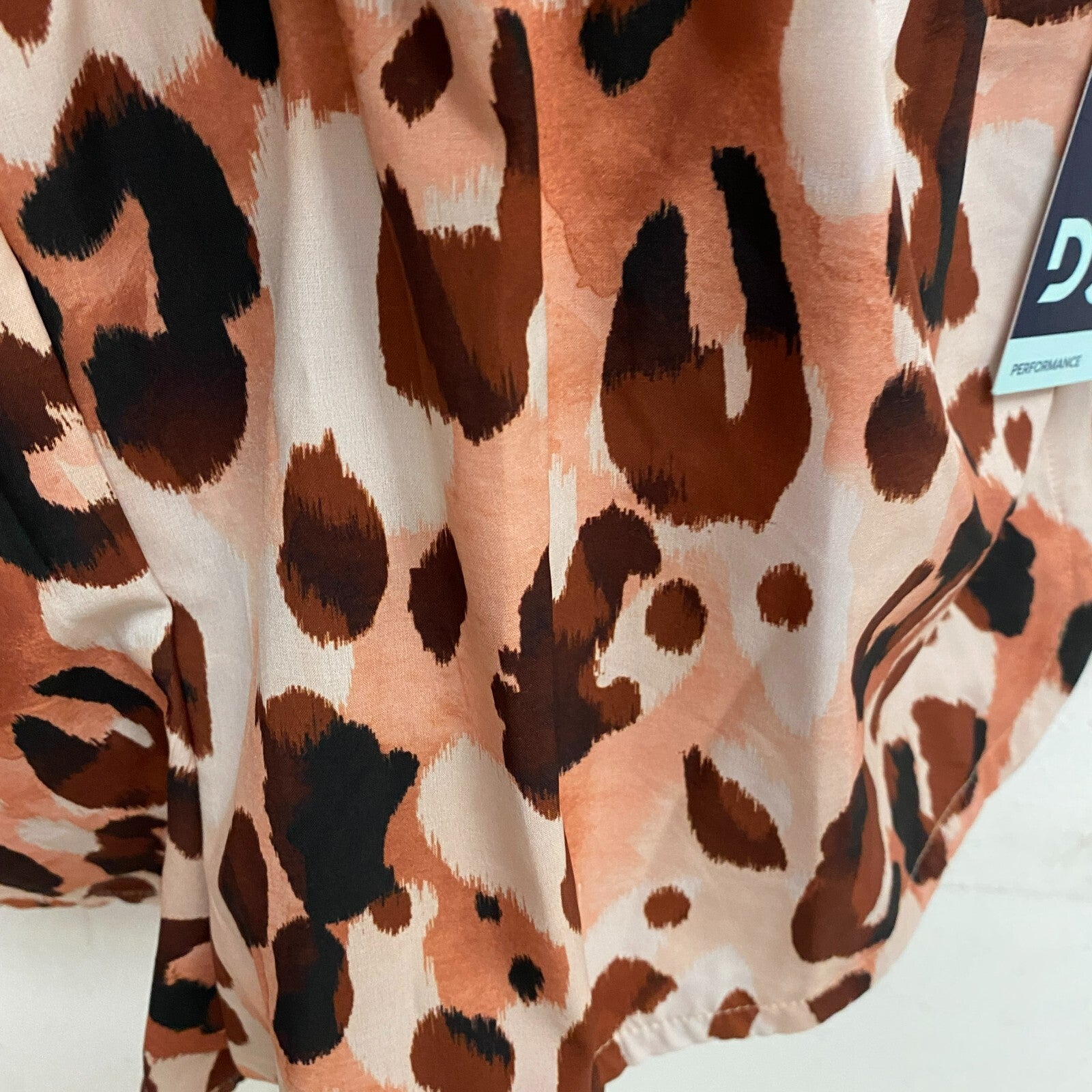DSG Women's 3 in Stride Run Shorts Painted Leopard Grounded DAW39320APRTZ